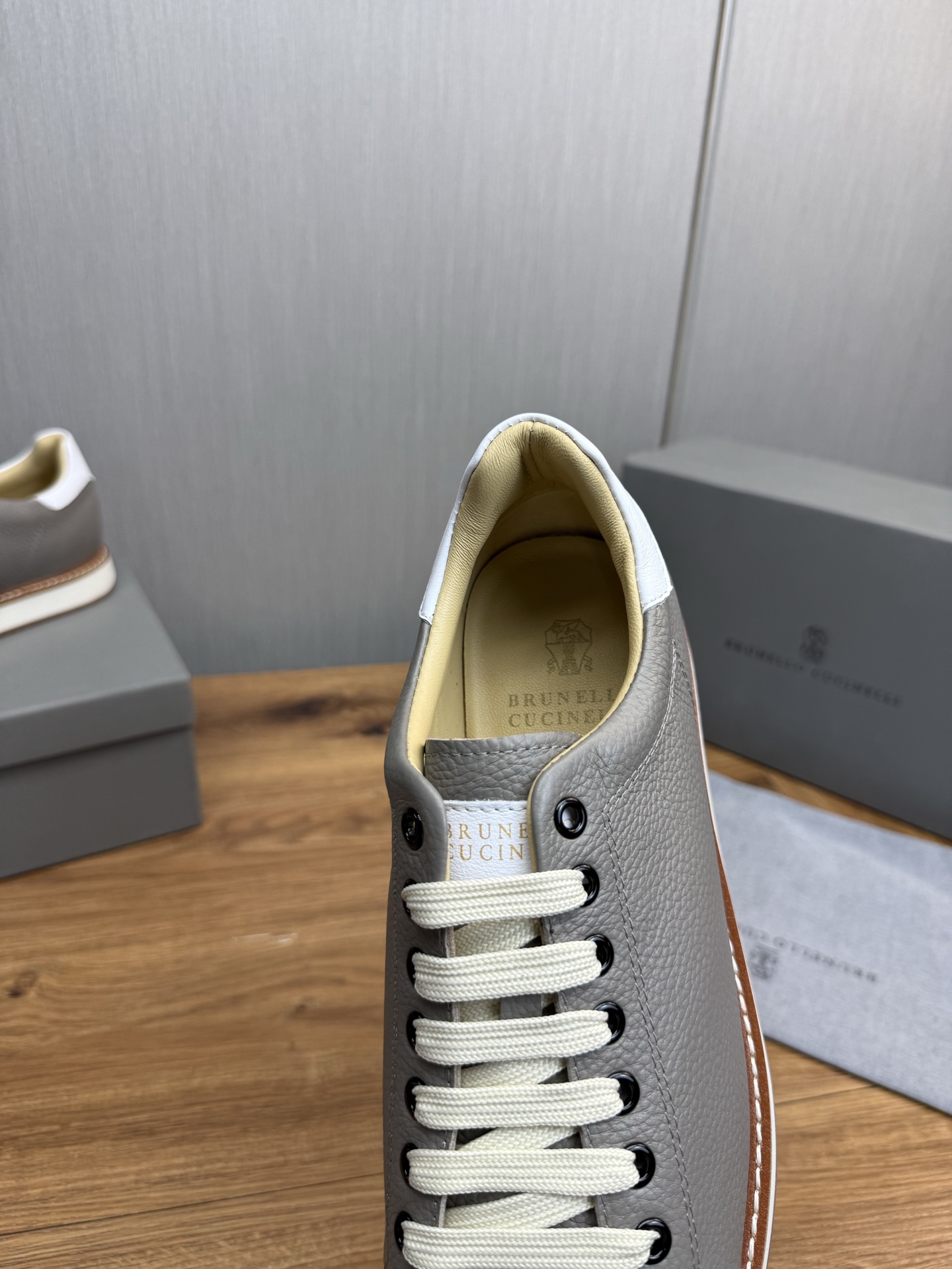 Brunello Cucinelli Men's Leather Lace-Up Sneakers, Breathable & Comfortable 11 i1744486636477 6381 0 11