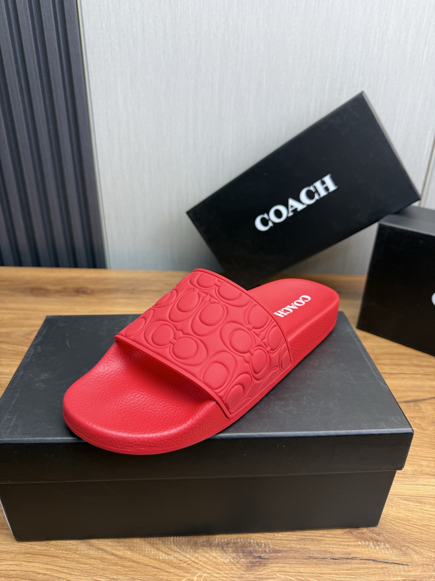 NO:277457,Coach. Men's slippers, made on the official website one-to-one size 38-45 size 45 46 customized!  ,coach,slippers19860909蔻驰.男拖鞋,官网一比一制作 38-45码 45 46 订做！,,coach,slippers,Men's shoes
