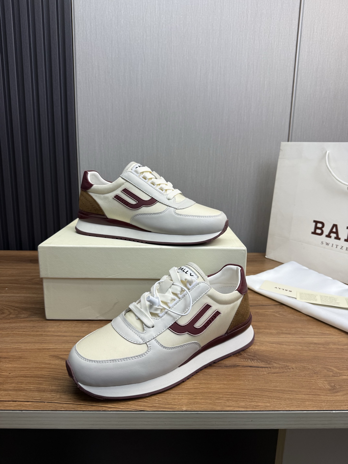 Bally Men's Leather Lace-Up Sneakers Casual Lightweight Shoes 5 i1744744459592 7430 0 8