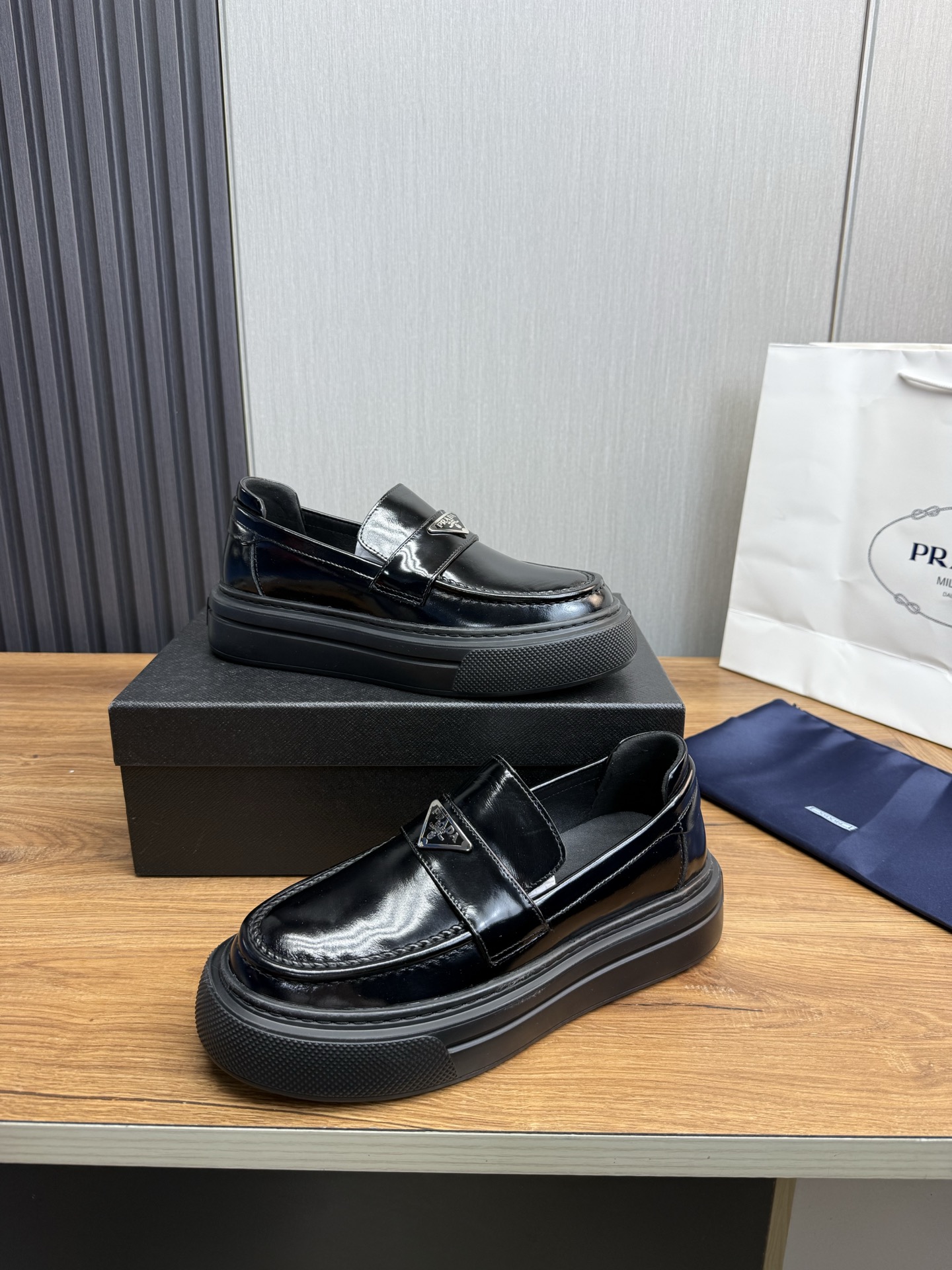 Prada Men's Leather Loafers - Business Casual Shoes Size 38-44 5 i1744830781979 8141 0 6