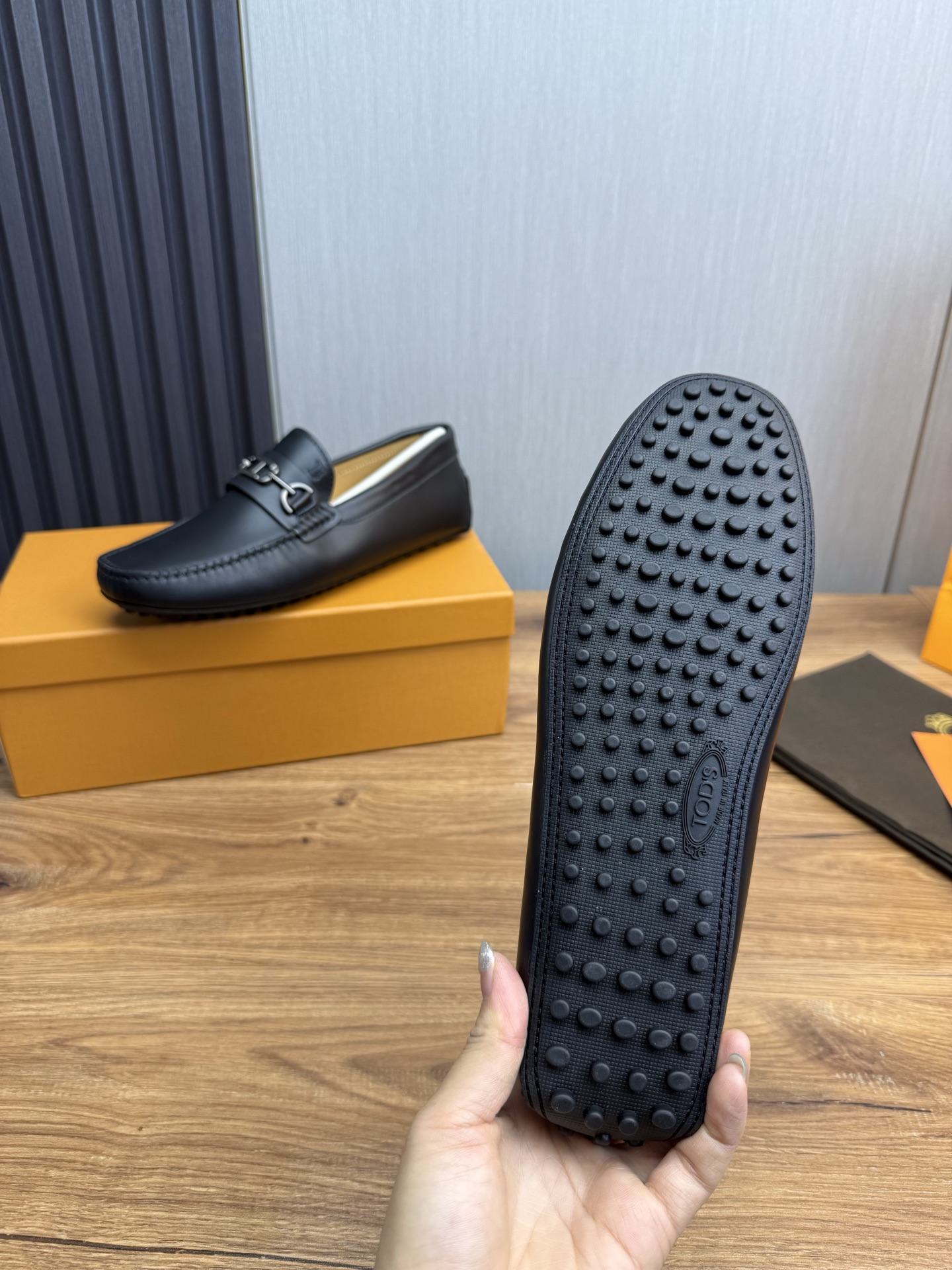 TOD'S Classic Driving Loafers: Stylish, Comfortable, and High-Quality 11 i1745525204441 2564 0 9
