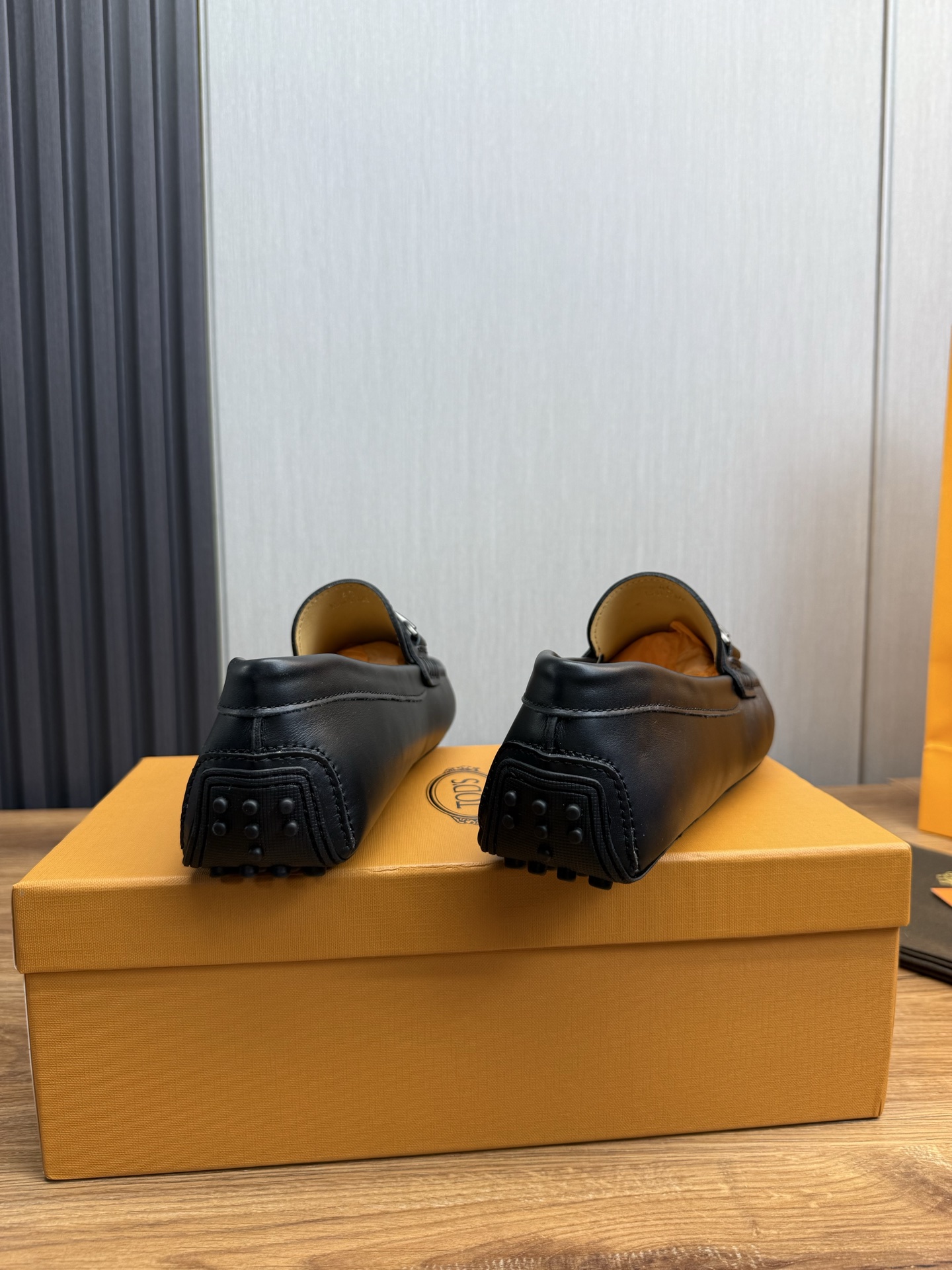 TOD'S Classic Driving Loafers: Stylish, Comfortable, and High-Quality 6 i1745525204589 3677 0 6