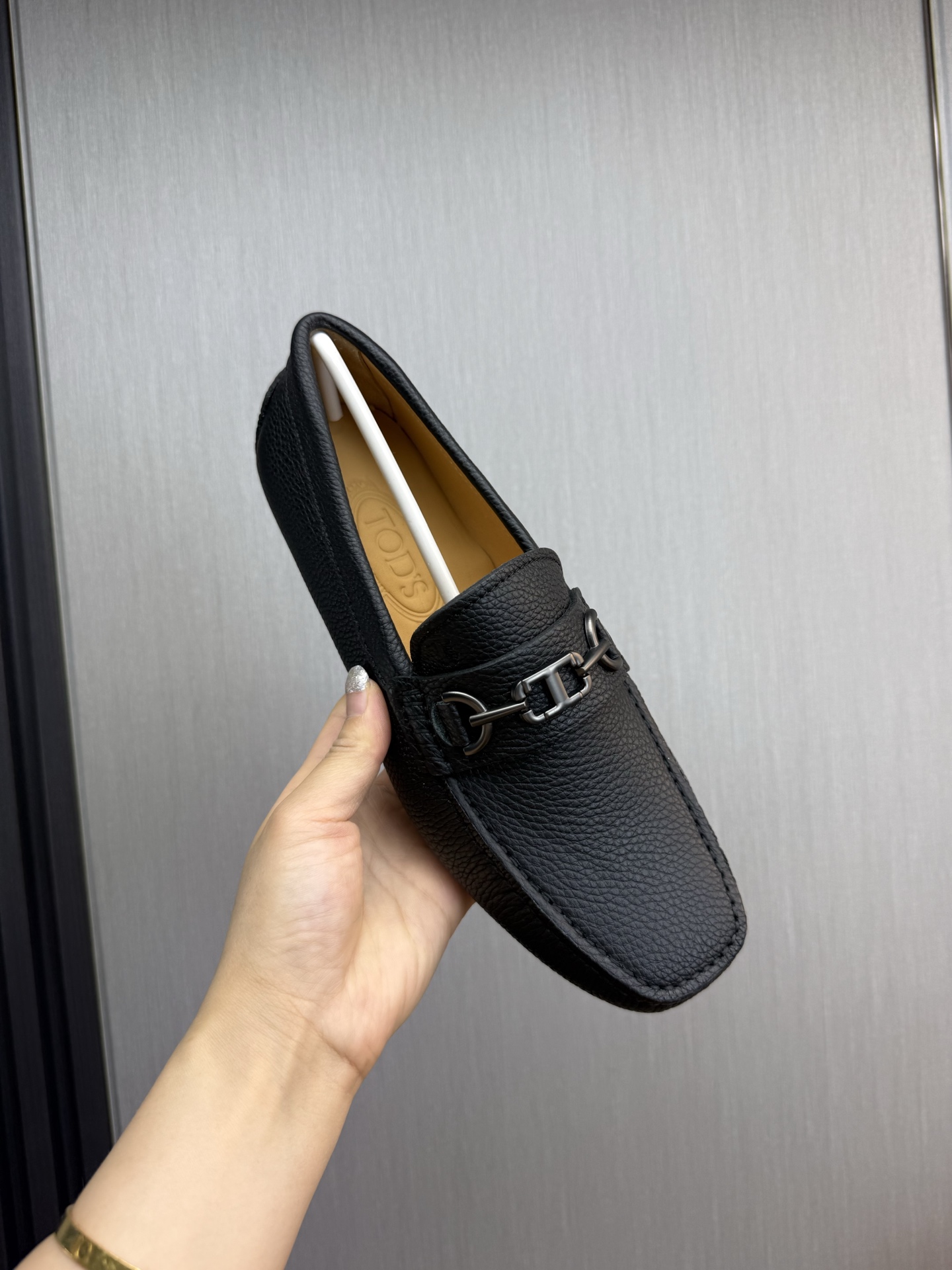 TOD'S Classic Driving Loafers: Casual, Stylish, and Comfortable Shoes 9 i1745525289613 8280 0 2