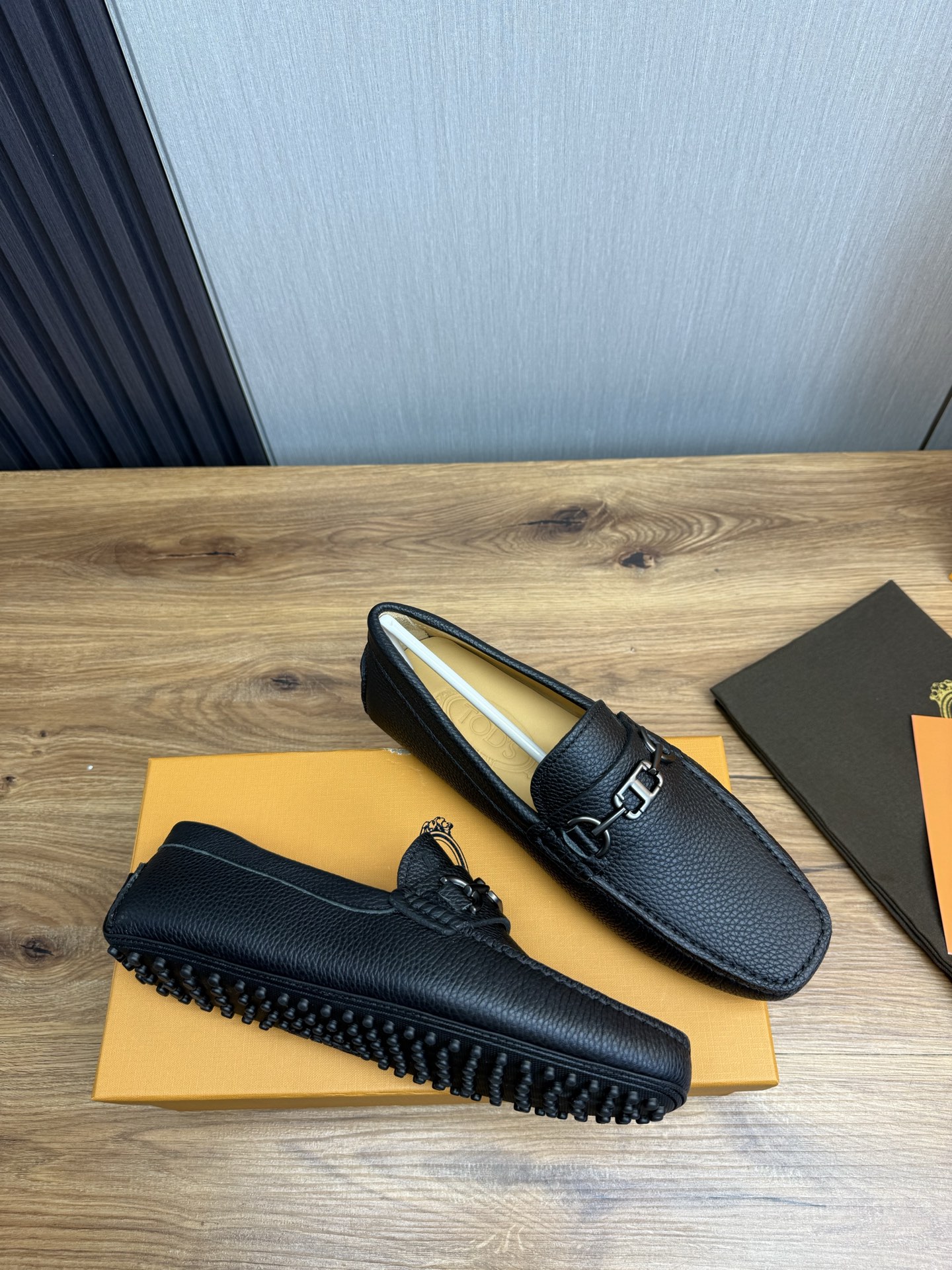 TOD'S Classic Driving Loafers: Casual, Stylish, and Comfortable Shoes 7 i1745525289647 5346 0 5