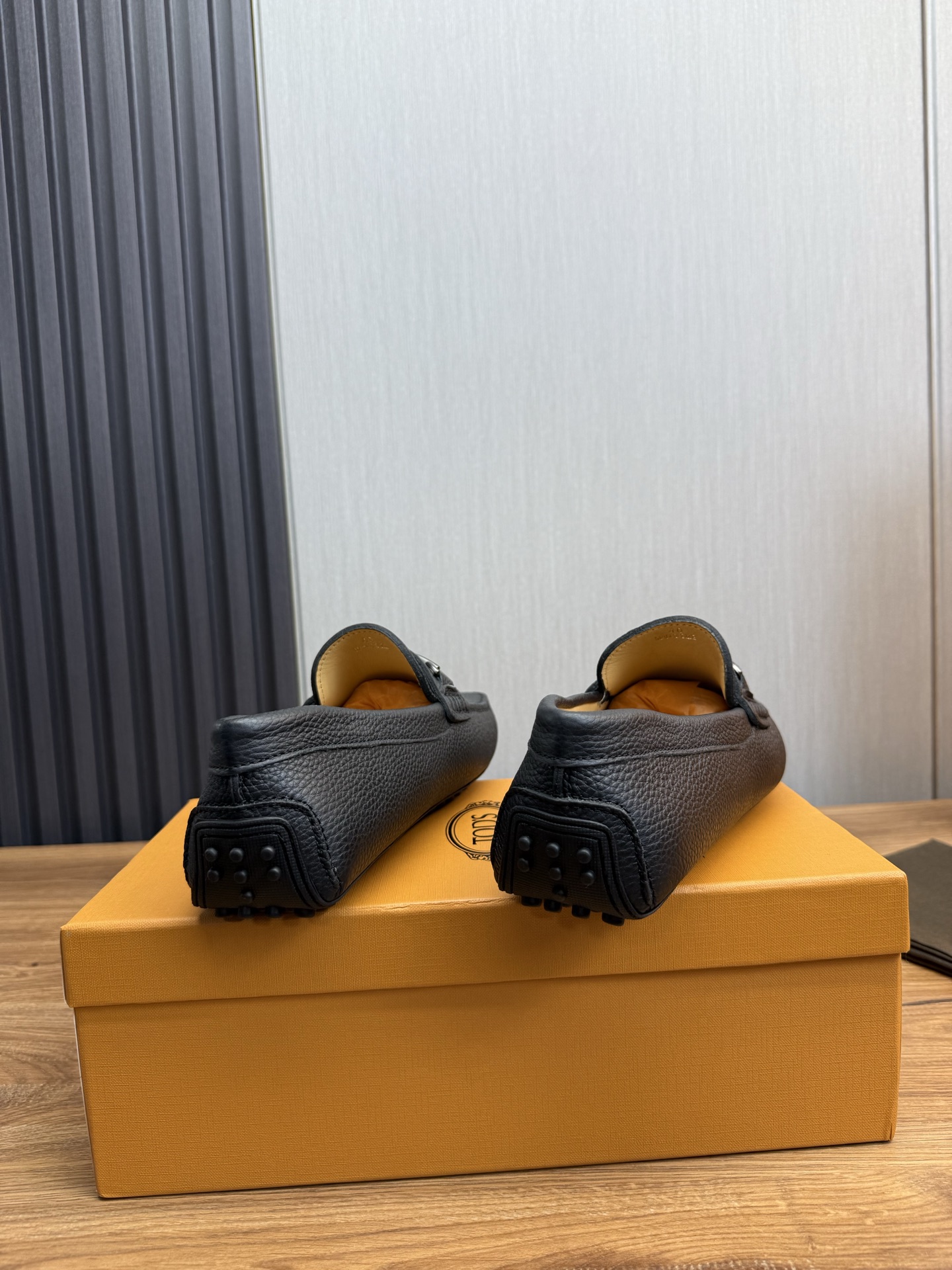 TOD'S Classic Driving Loafers: Casual, Stylish, and Comfortable Shoes 6 i1745525292243 48 0 7
