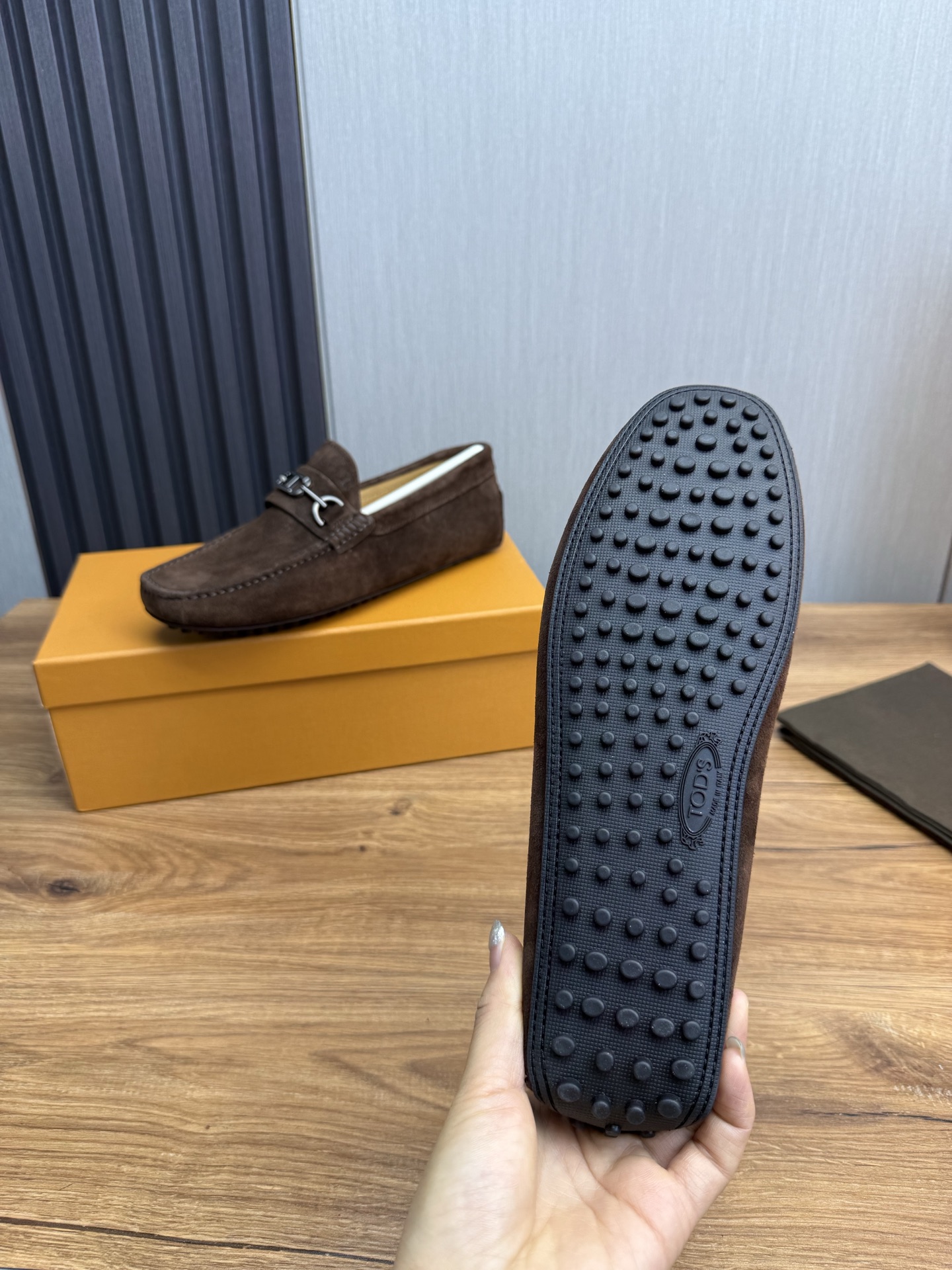 TOD'S Classic Driving Loafers - Casual, Stylish, and Comfortable 10 i1745525419769 7873 0 9