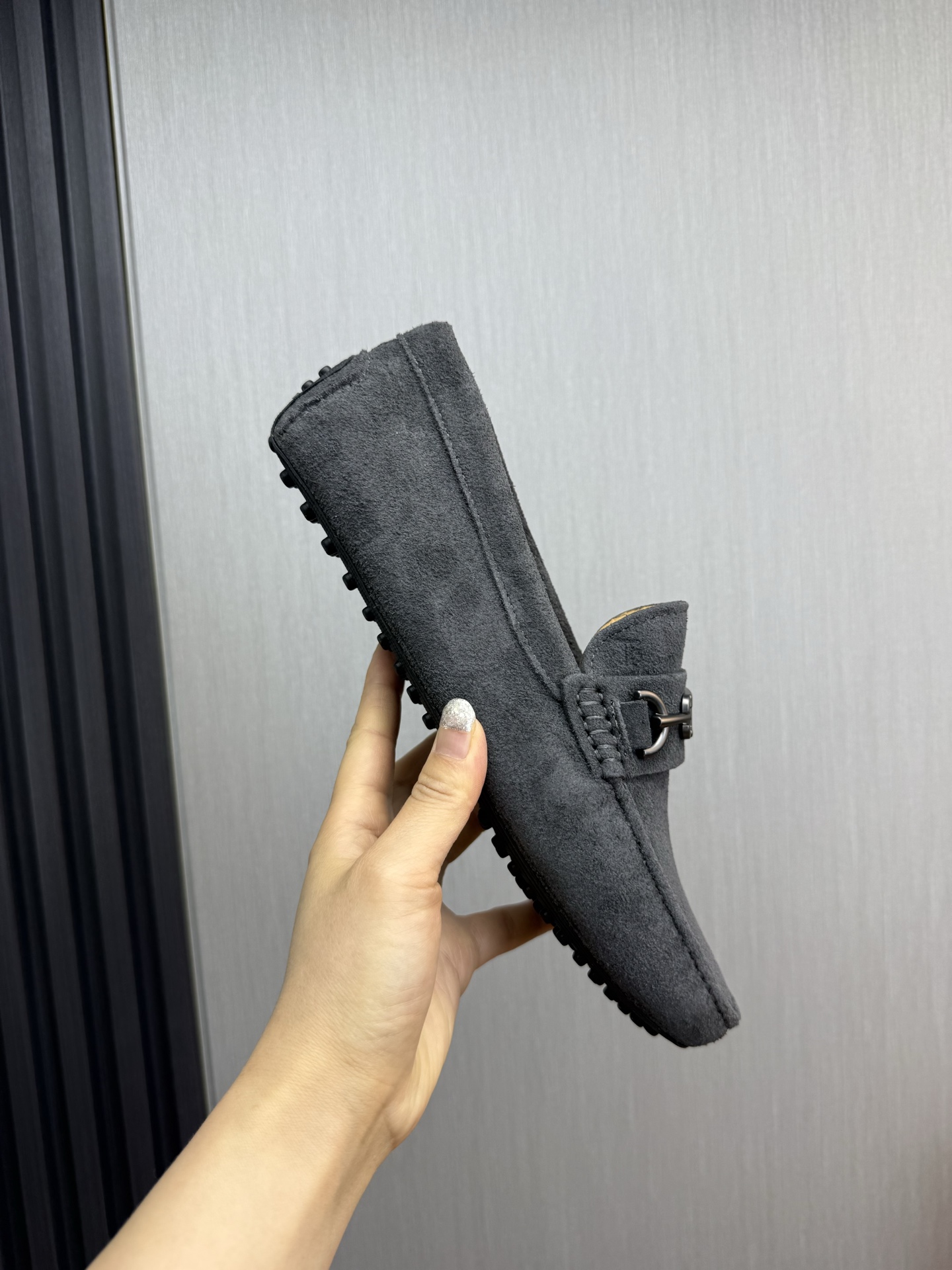 TOD'S Classic Driving Moccasins: Casual, Stylish, and Comfortable Slip-Ons 8 i1745525461662 190 0 1