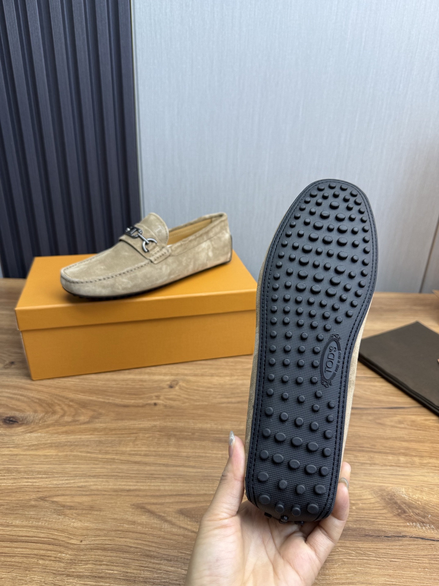 TOD'S Classic Driving Moccasins - Casual Style & Comfort, Quality Leather 11 i1745525507590 4274 0 10
