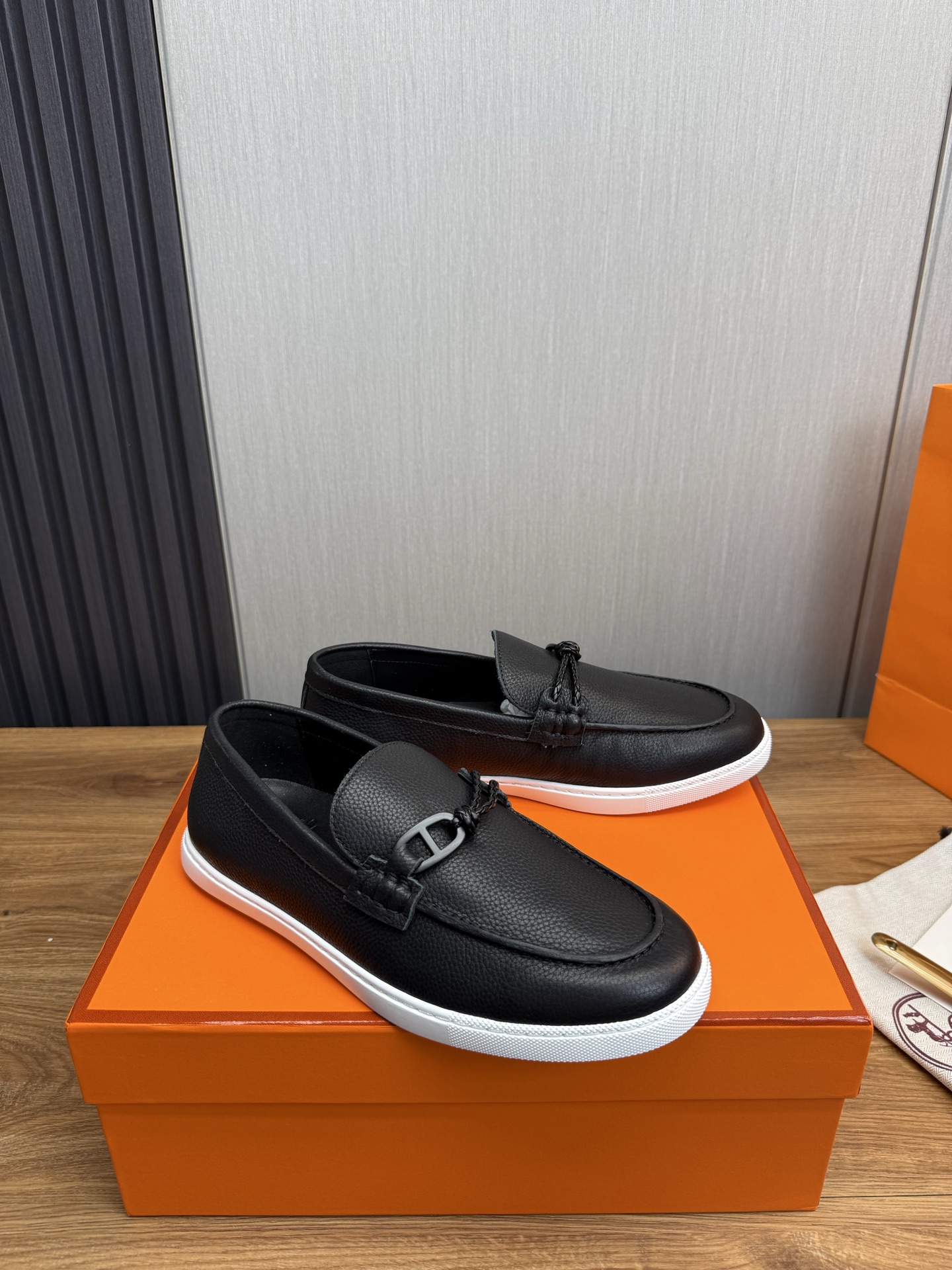 Hermes Men's Black Leather Loafers with Lightweight Sole, Size 38-44 4 i1746386131989 5819 0 6
