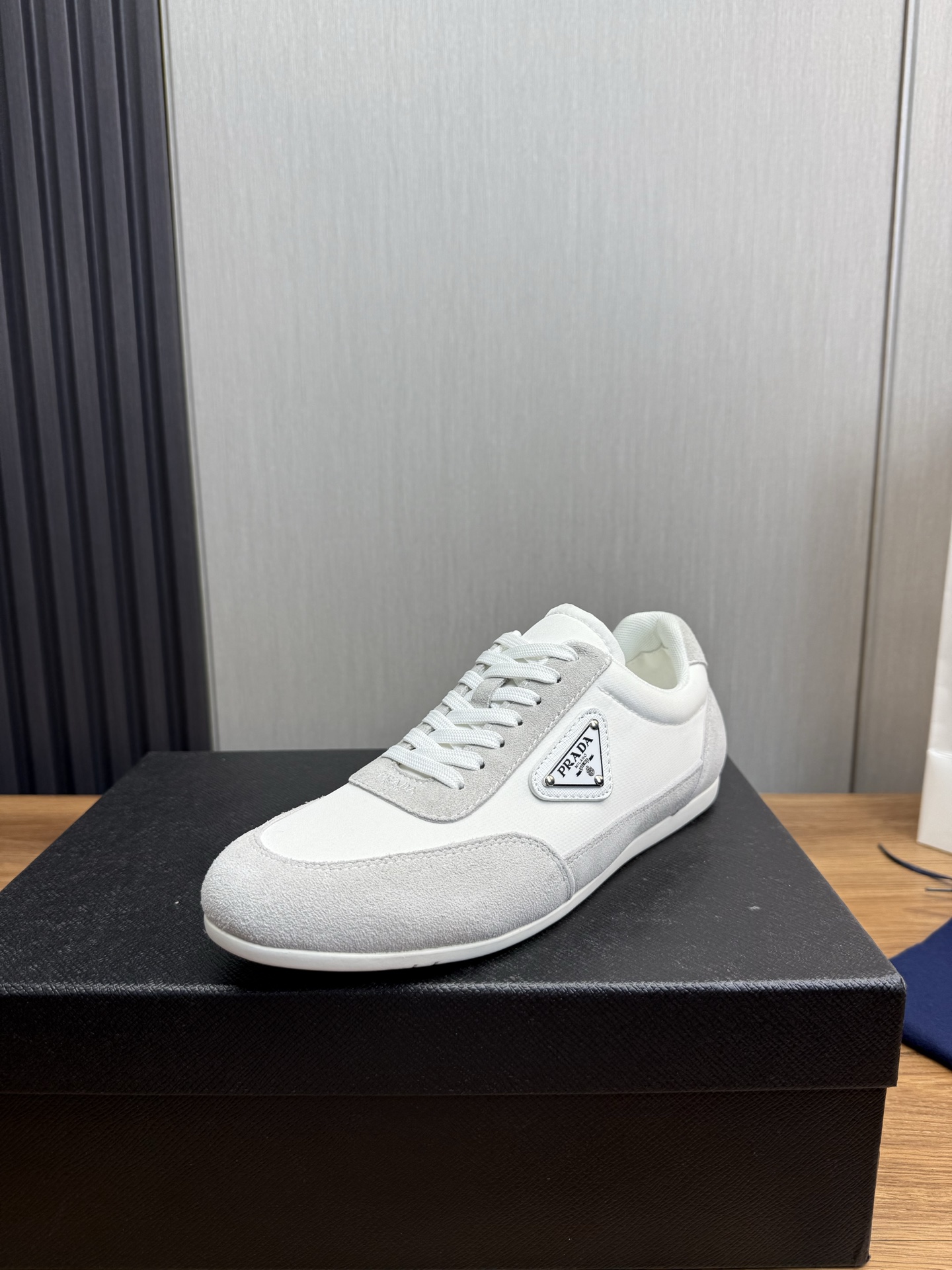 NO:351823,【PRAD* Prada】Commercial men's shoes, original cowhide splicing imported tarp cloth + comfortable sheepskin inner lining Original special supply original bottom, 38-44,,prada,prada,cowhide,sheepskin19860909【PRAD*普拉达】专柜爆款男鞋,原版牛皮拼接进口防水布+舒适羊皮内里 原厂特供原版底,38-44,,prada,prada,cowhide,sheepskin,Men's shoes