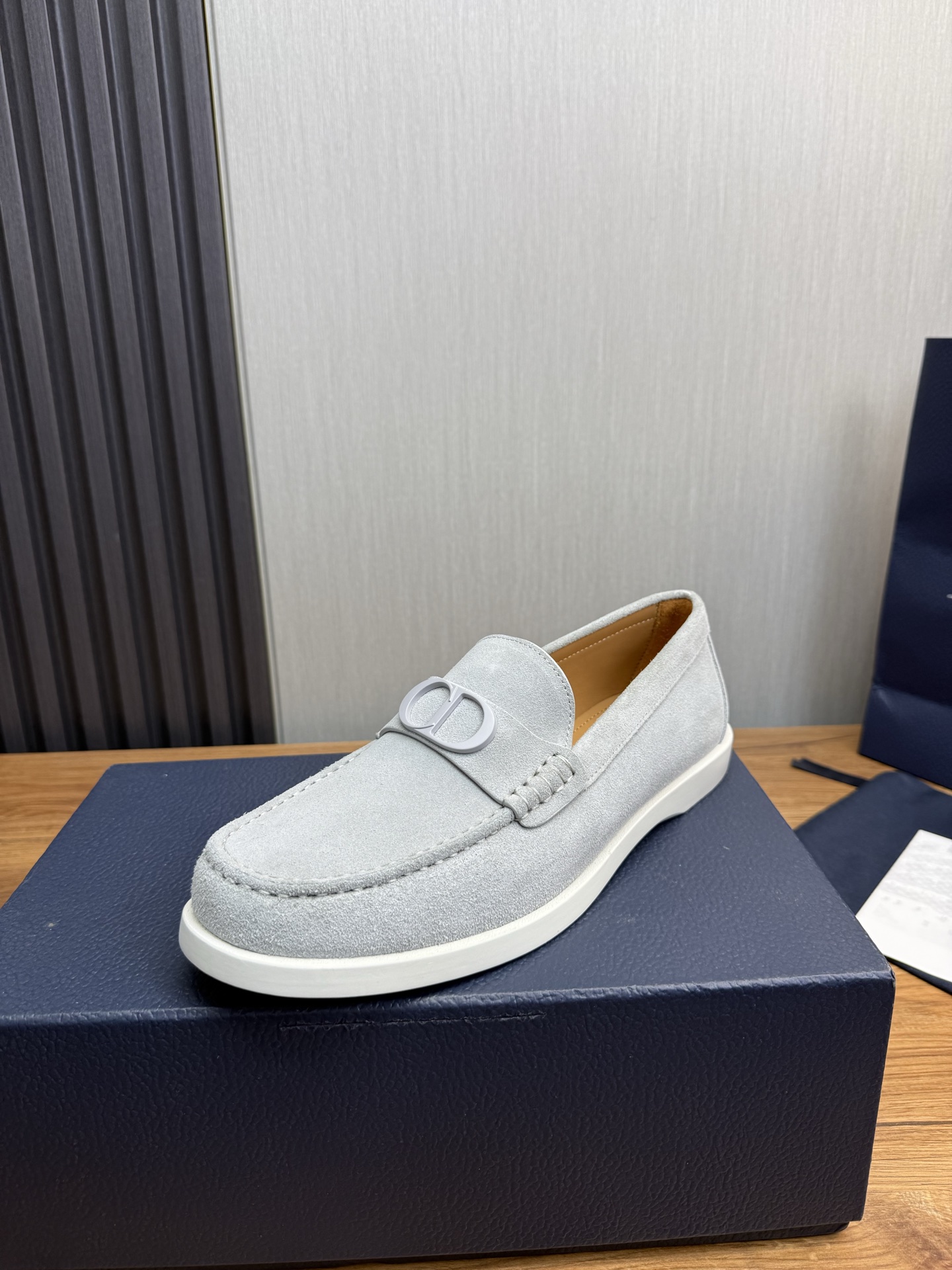 NO:351930,【Dior Dior】 Men's official website na hot-selling imported cowhide + cowhide inner lining. Original rubber wear-resistant large sole. High-quality shipment code 38-44, (45 customized),,dior,dior,cowhide19860909【Dior 迪奥】男士官网na爆款热卖进口 牛皮+牛皮内里.原版橡胶耐磨大底.高品质出货码数38-44,（45订做）,,dior,dior,cowhide,Men's shoes