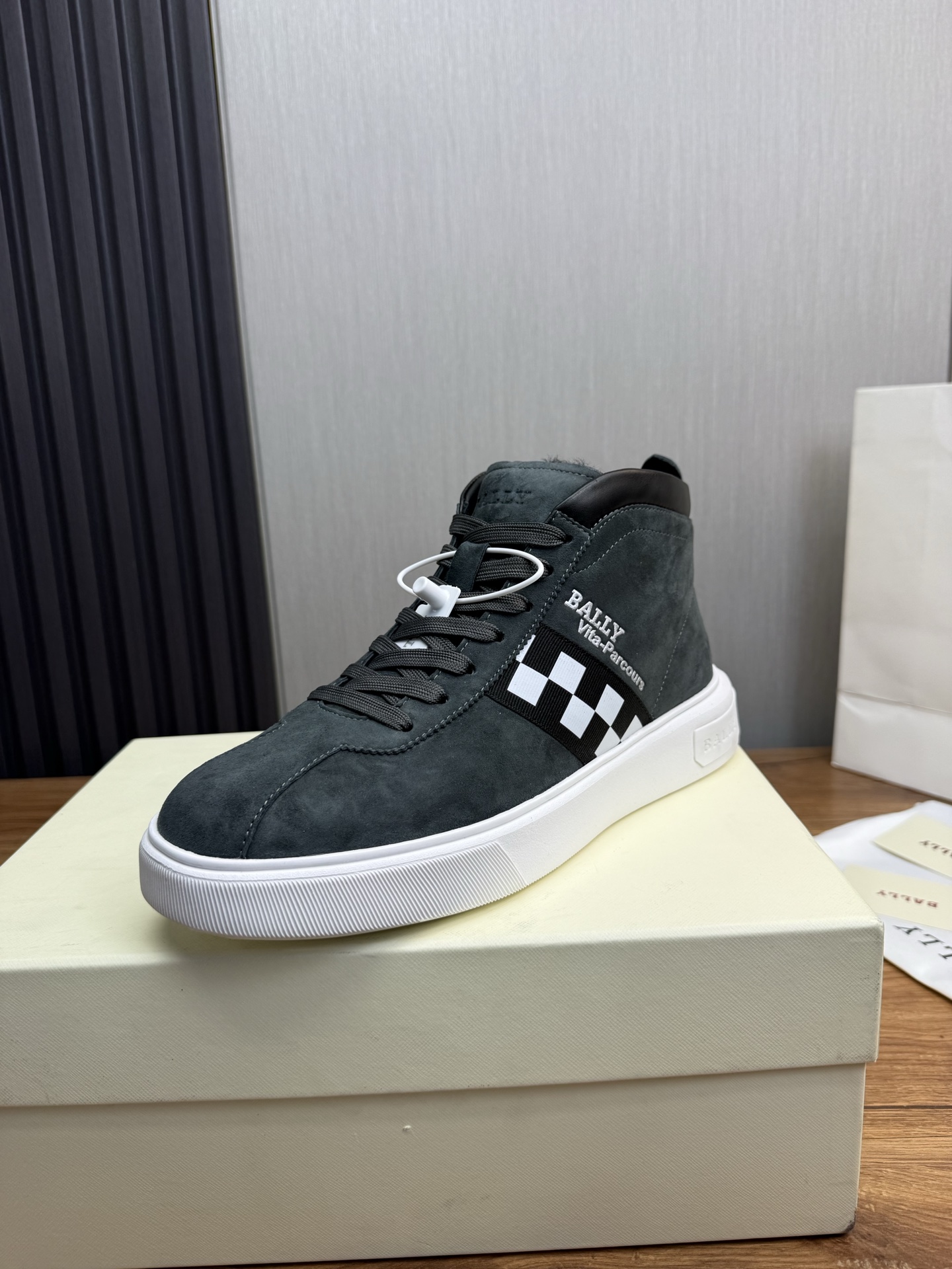 Bally Men's Vita-Parcours High-Top Sneakers in Suede with Wool Lining