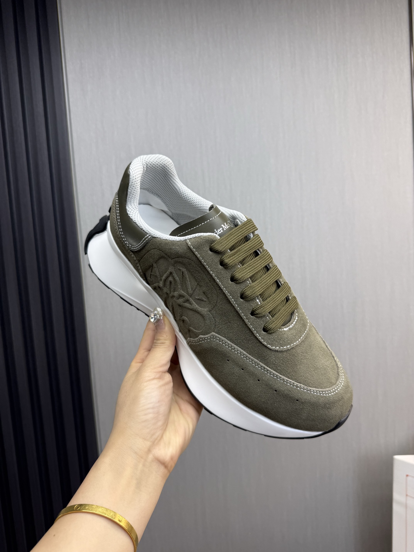 Alexander Mc Queen Women's Shoes Factory — photo 8