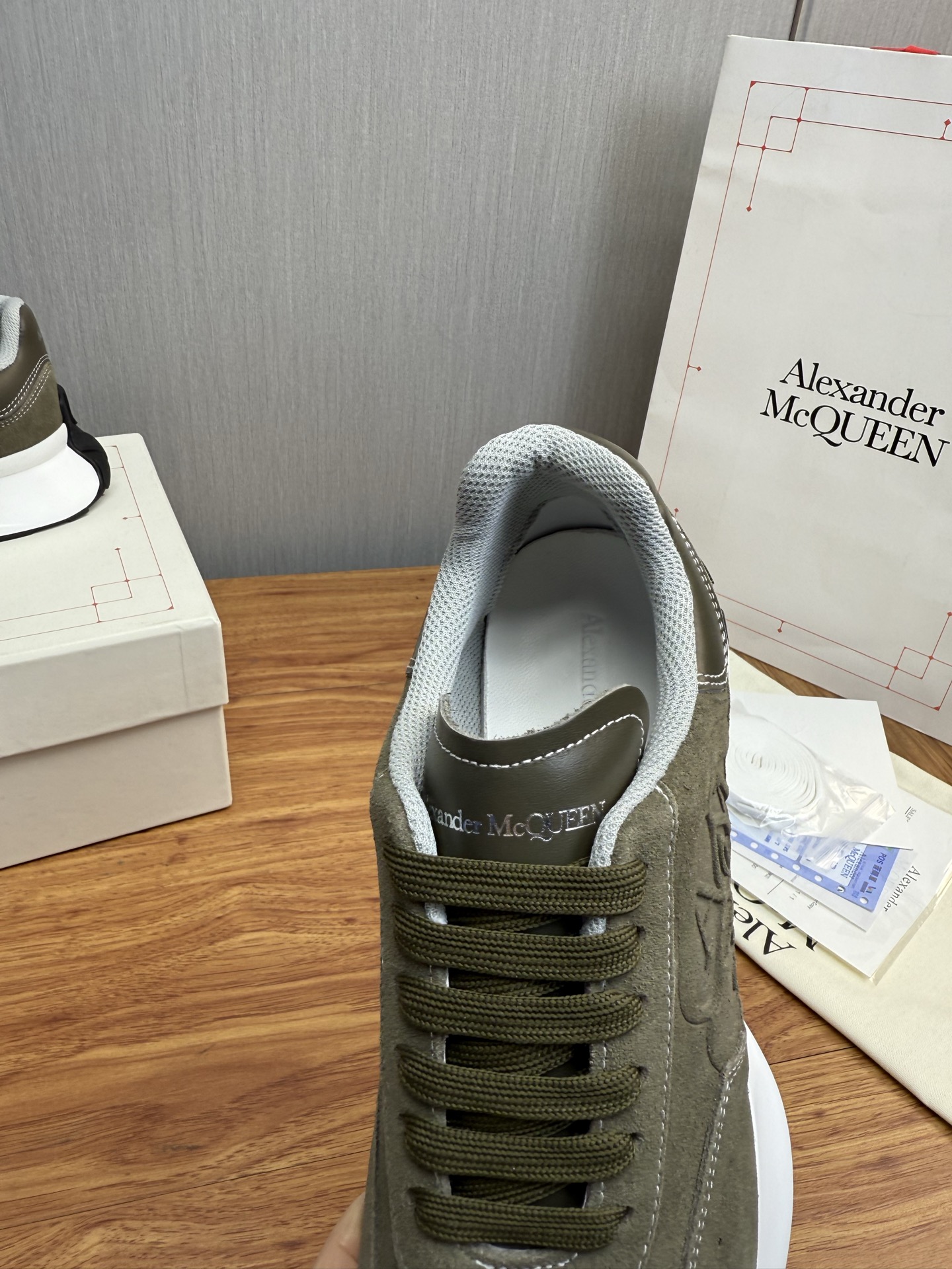 Alexander Mc Queen Women's Shoes Factory — photo 10