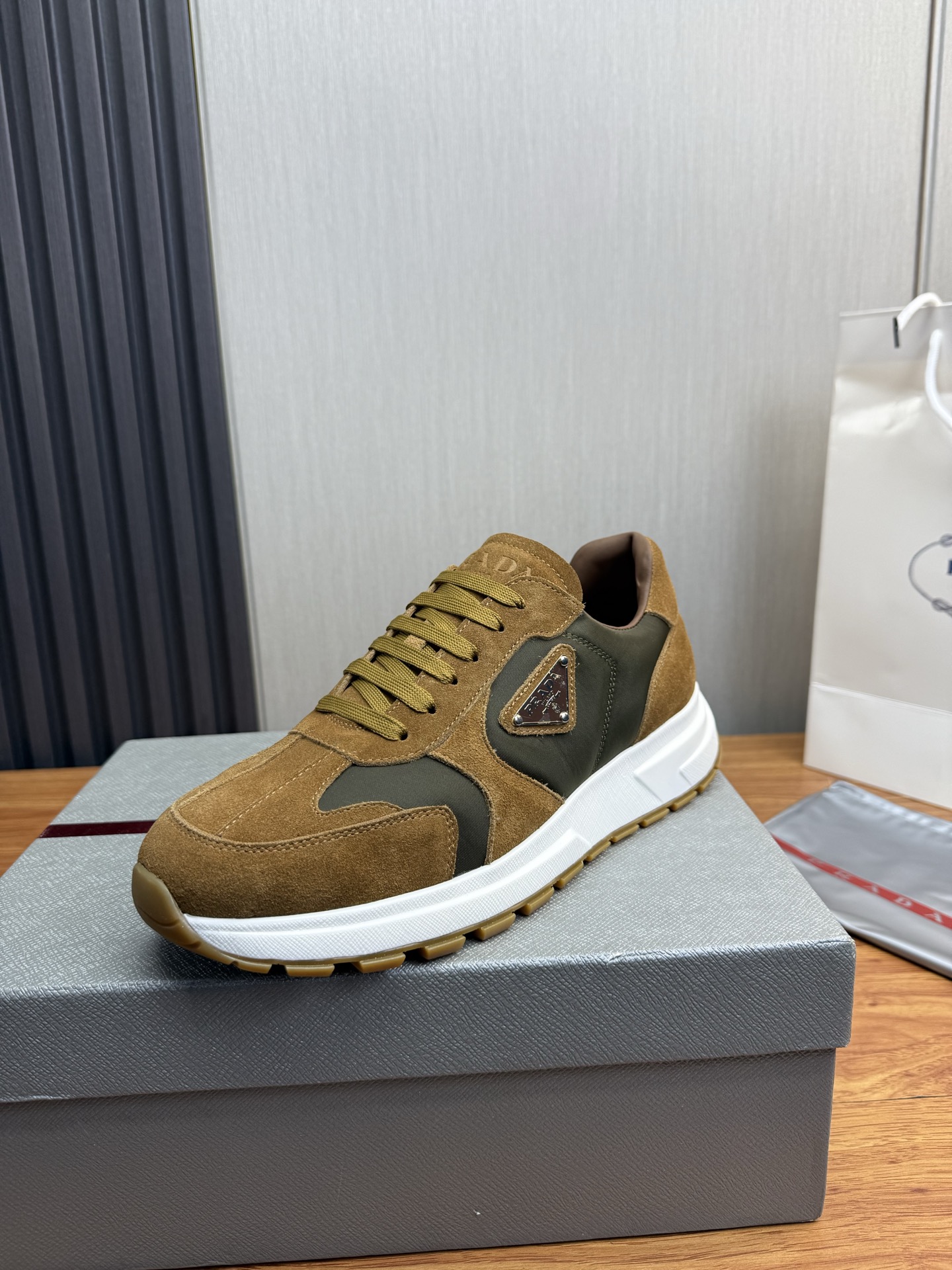 Prada Style Leather Men's Shoes Lookbook Reference image 1