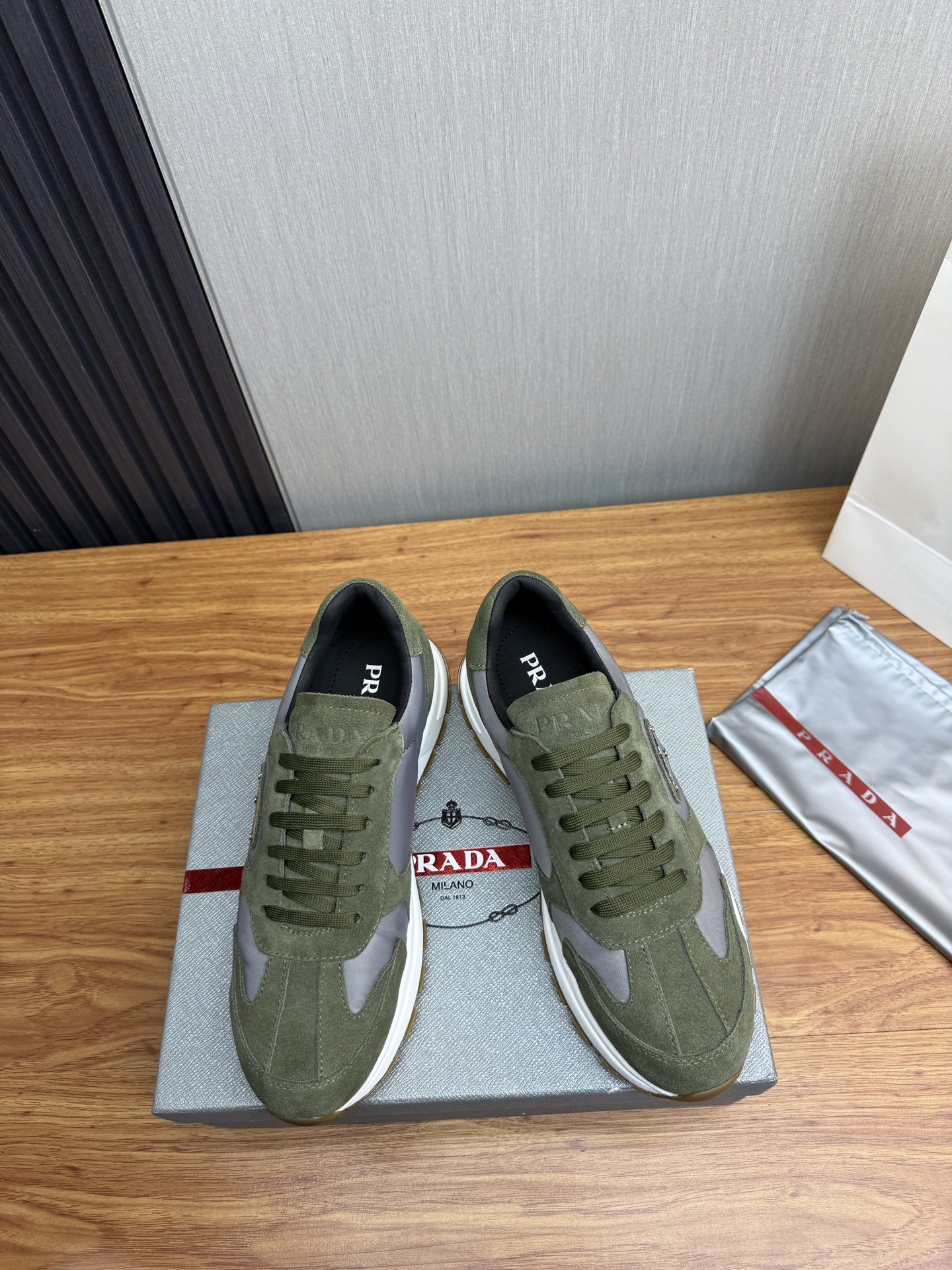 Prada Style Leather Men's Shoes Lookbook Reference image 2