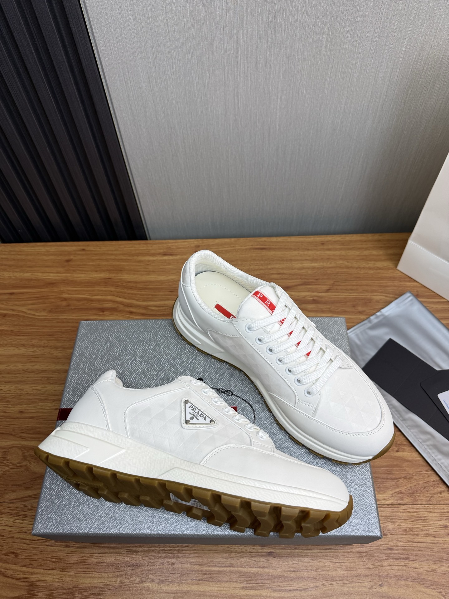 Prada Style Leather Men's Shoes style reference detail image 6 from source 781991