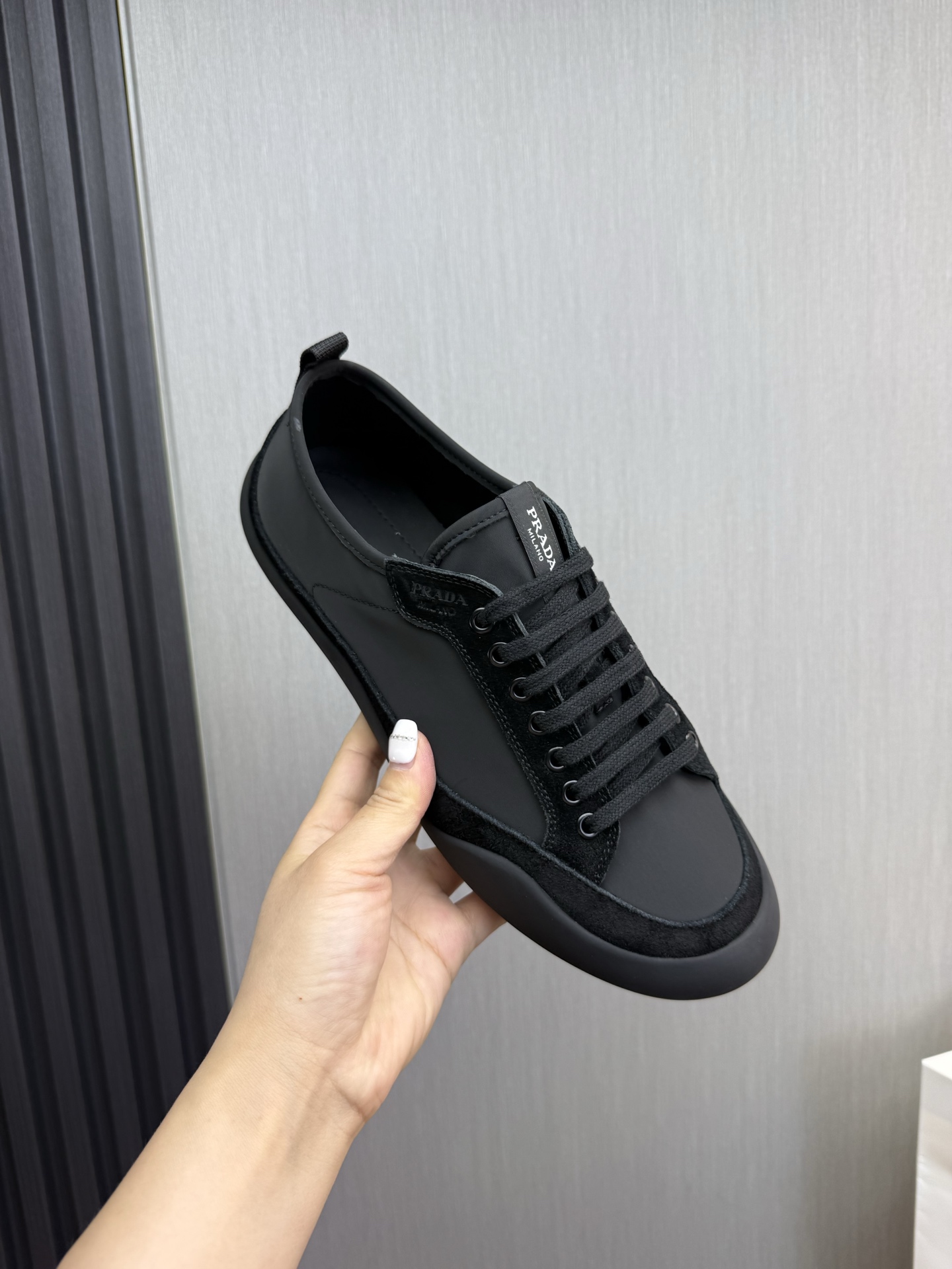 Prada Style Leather Men's Shoes style reference detail image 8 from source 781999