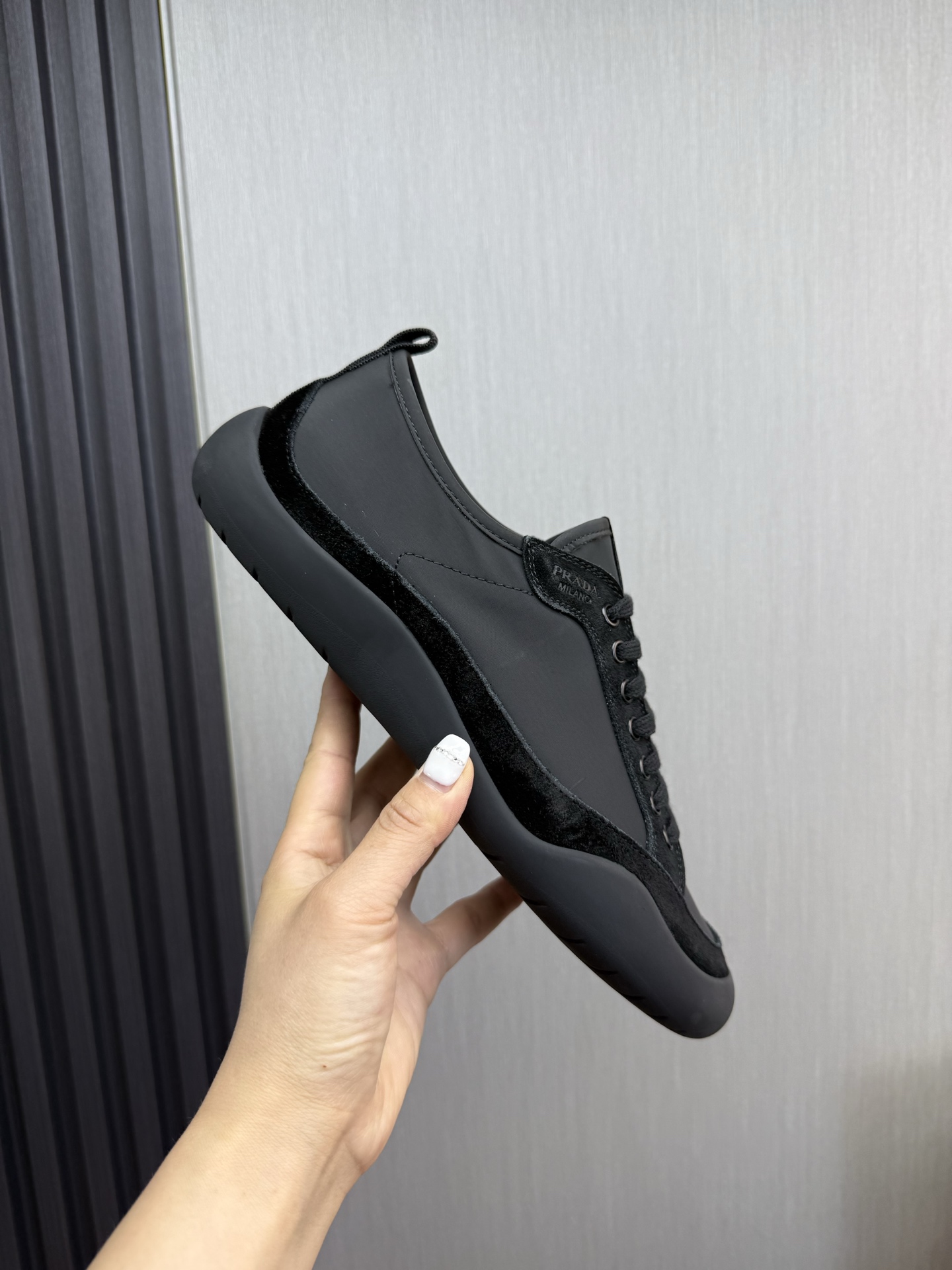 Prada Style Leather Men's Shoes style reference detail image 7 from source 781999