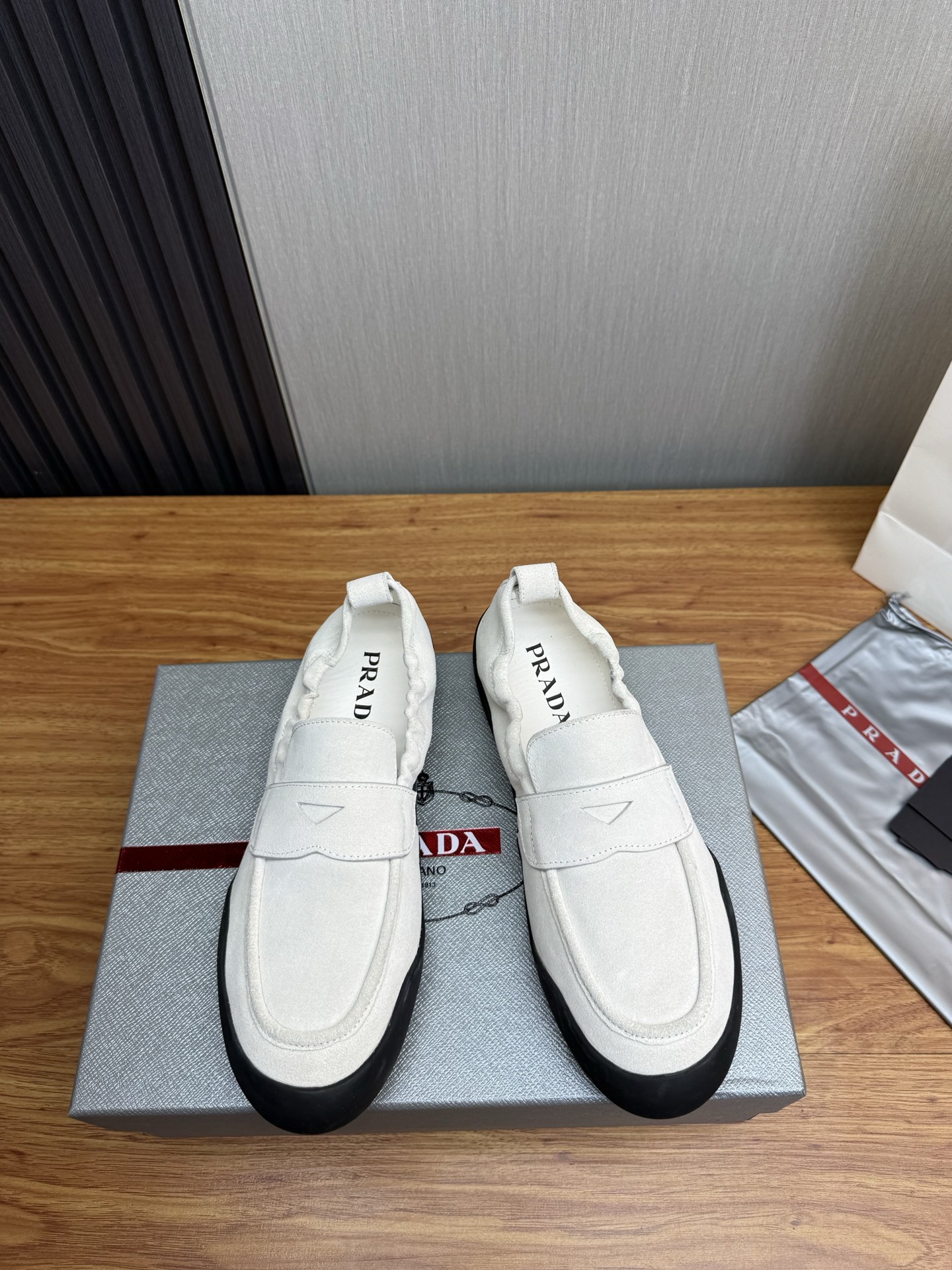 Prada Style Leather Men's Shoes Lookbook Reference image 2