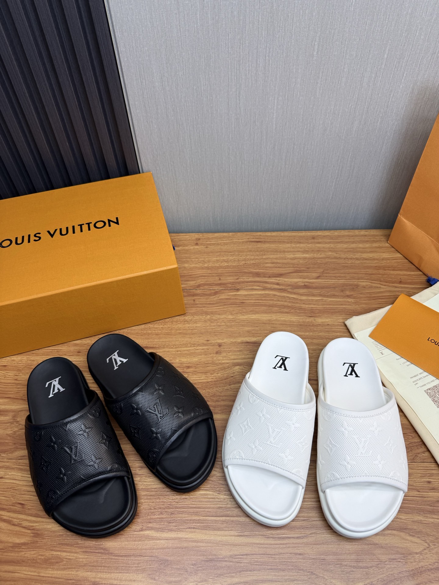 LV Style Men's Shoes Lookbook Reference image 1