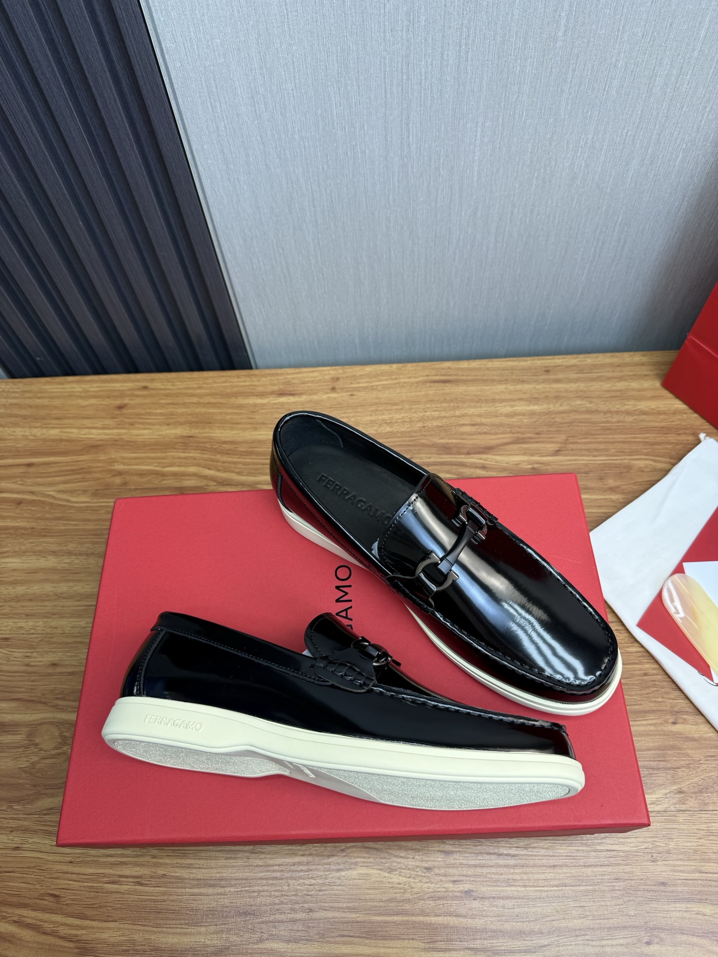 Ferragamo Style Leather Men's Shoes Men's Shoes Men's Shoes detail image 6 from source 783470