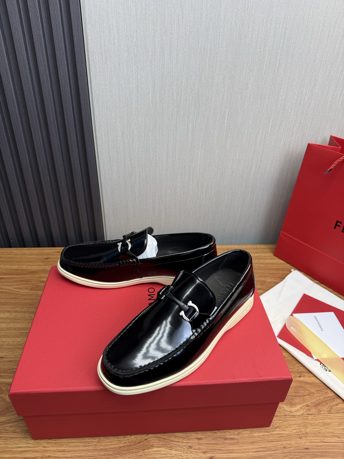 Ferragamo Style Leather Men's Shoes Men's Shoes Men's Shoes detail image 3 from source 783470
