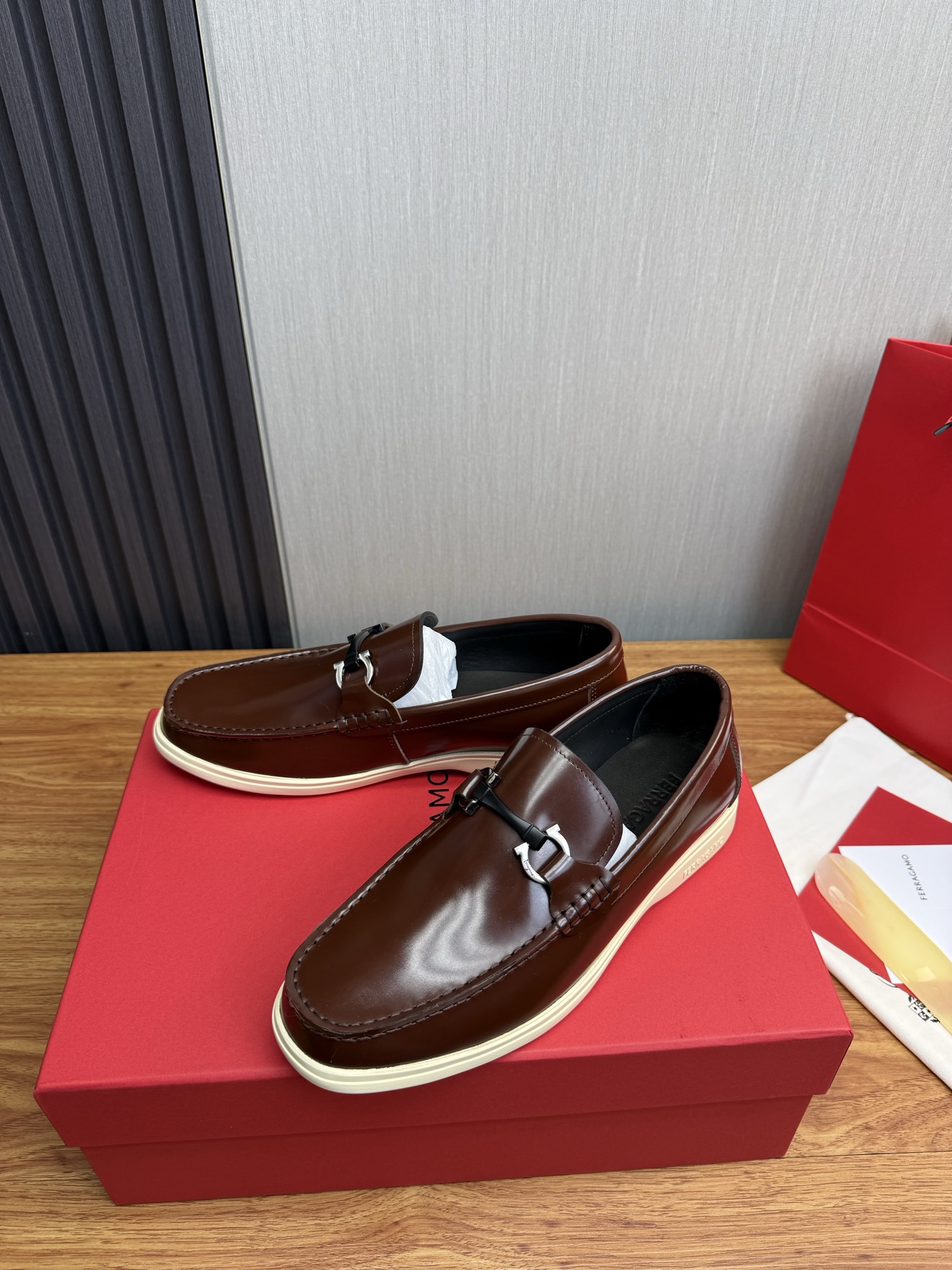 Ferragamo Style Leather Men's Shoes Men's Shoes Men's Shoes detail image 3 from source 783471