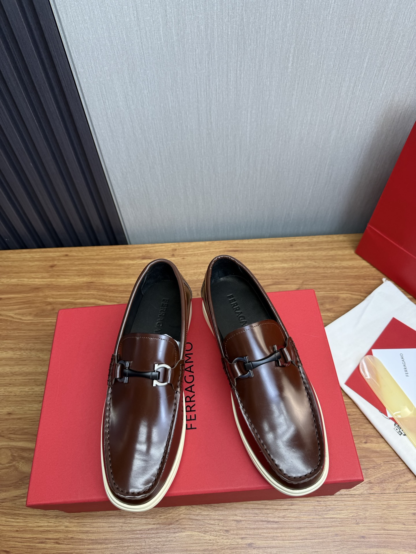 Ferragamo Style Leather Men's Shoes Lookbook Reference image 2