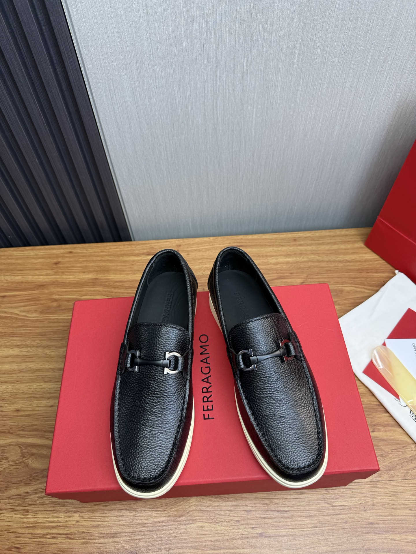 Ferragamo Style Leather Men's Shoes Lookbook Reference image 2
