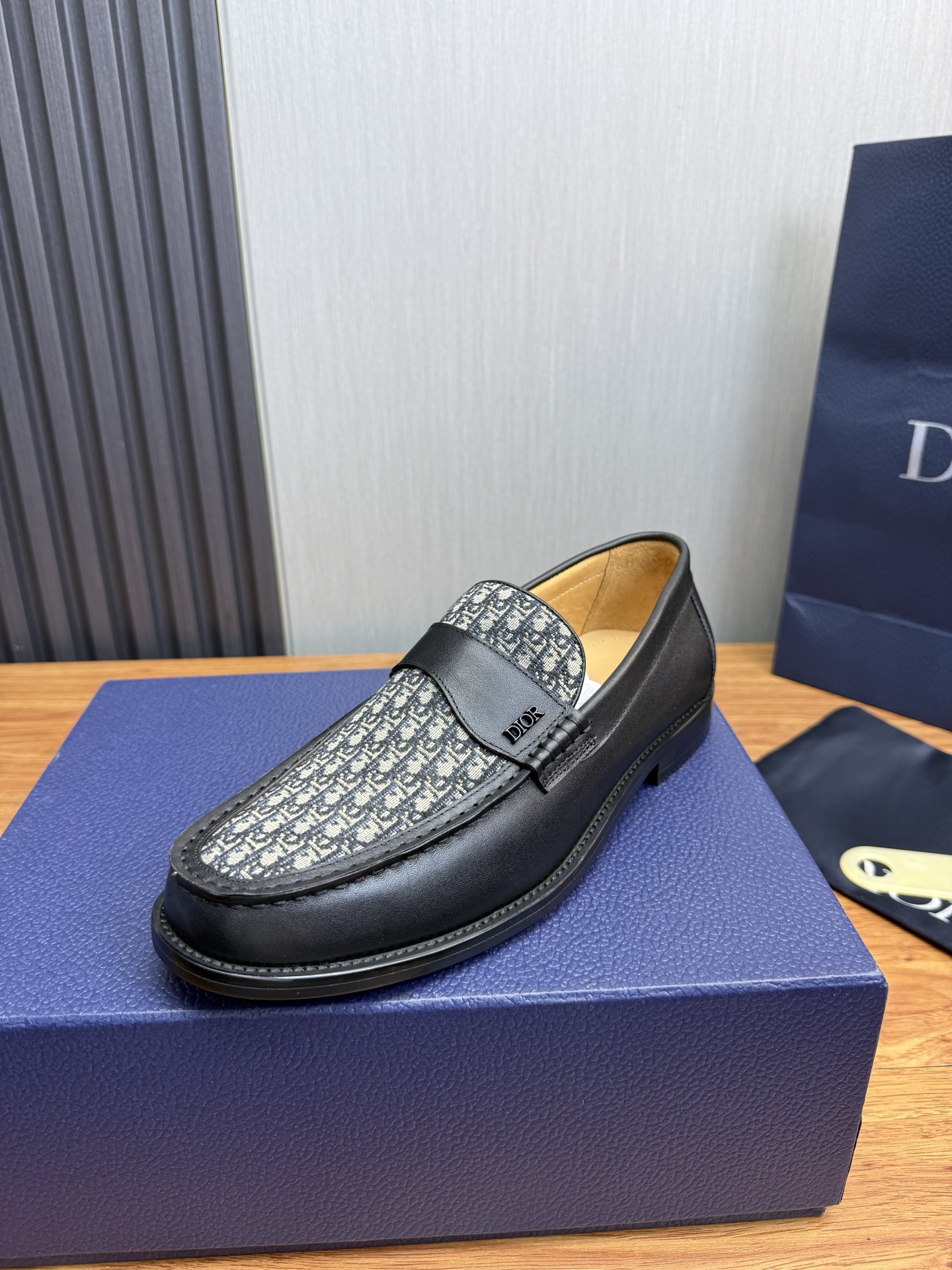 Dior Style Leather Men's Shoes Lookbook Reference image 1