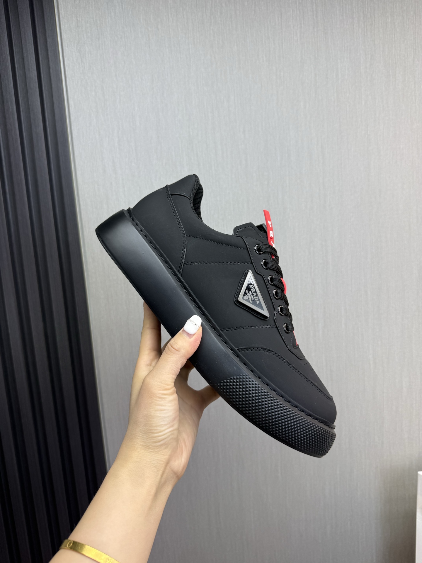 Prada Style Leather Men's Shoes style reference detail image 7 from source 782049