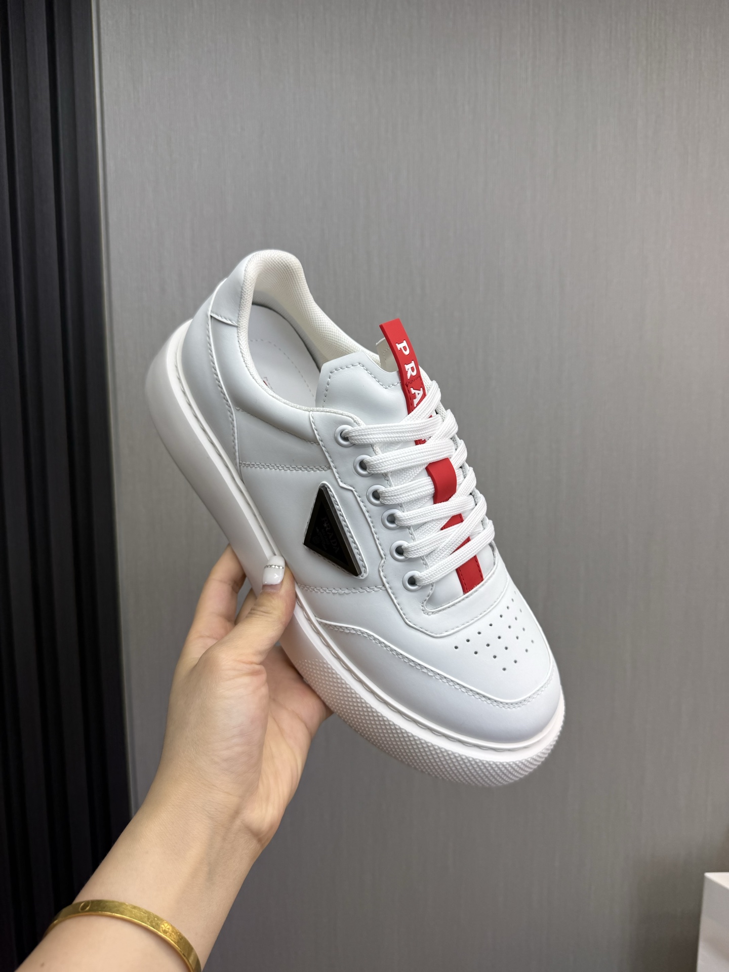 Prada Style Leather Men's Shoes style reference detail image 8 from source 782050