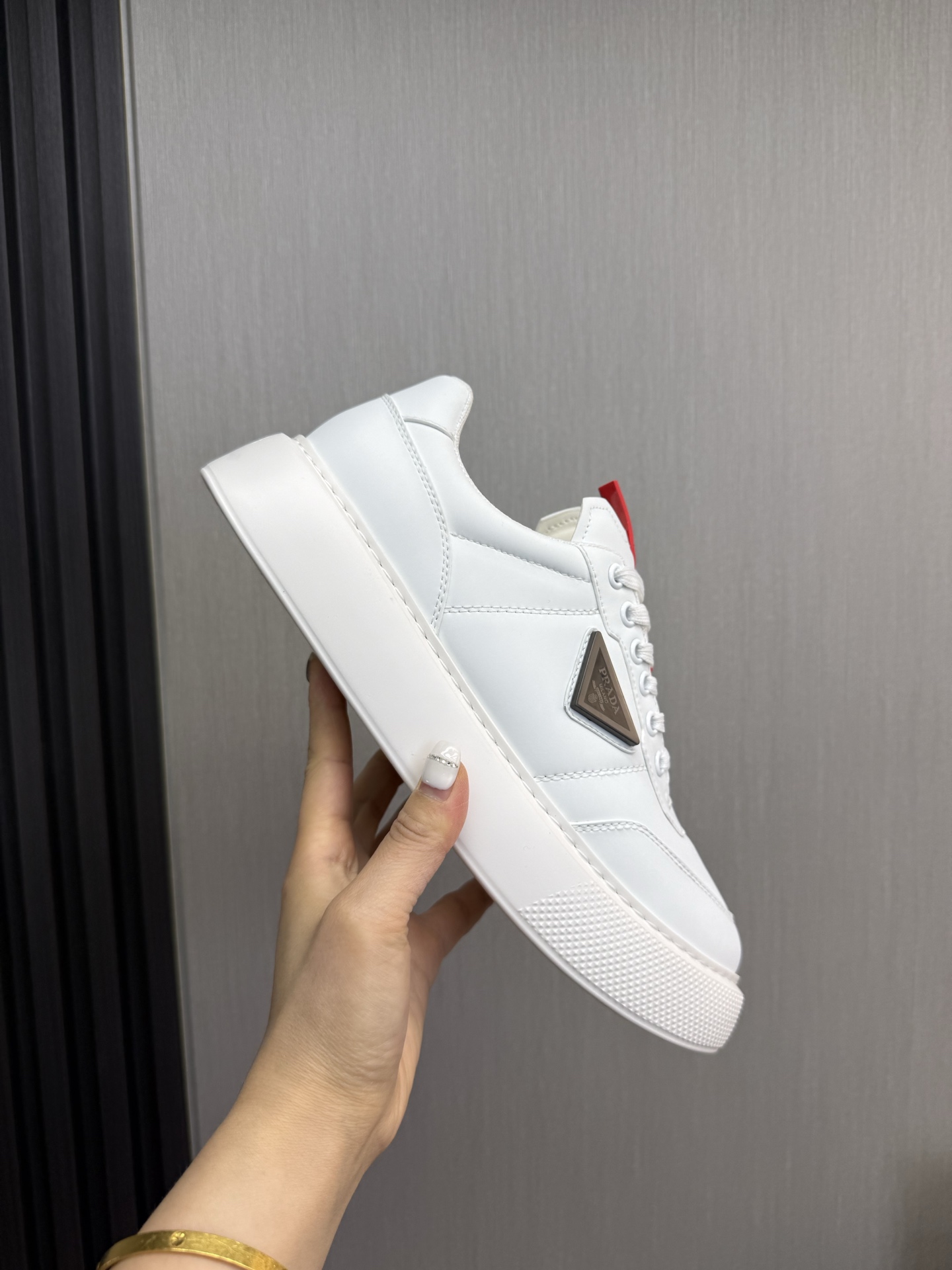 Prada Style Leather Men's Shoes style reference detail image 7 from source 782050