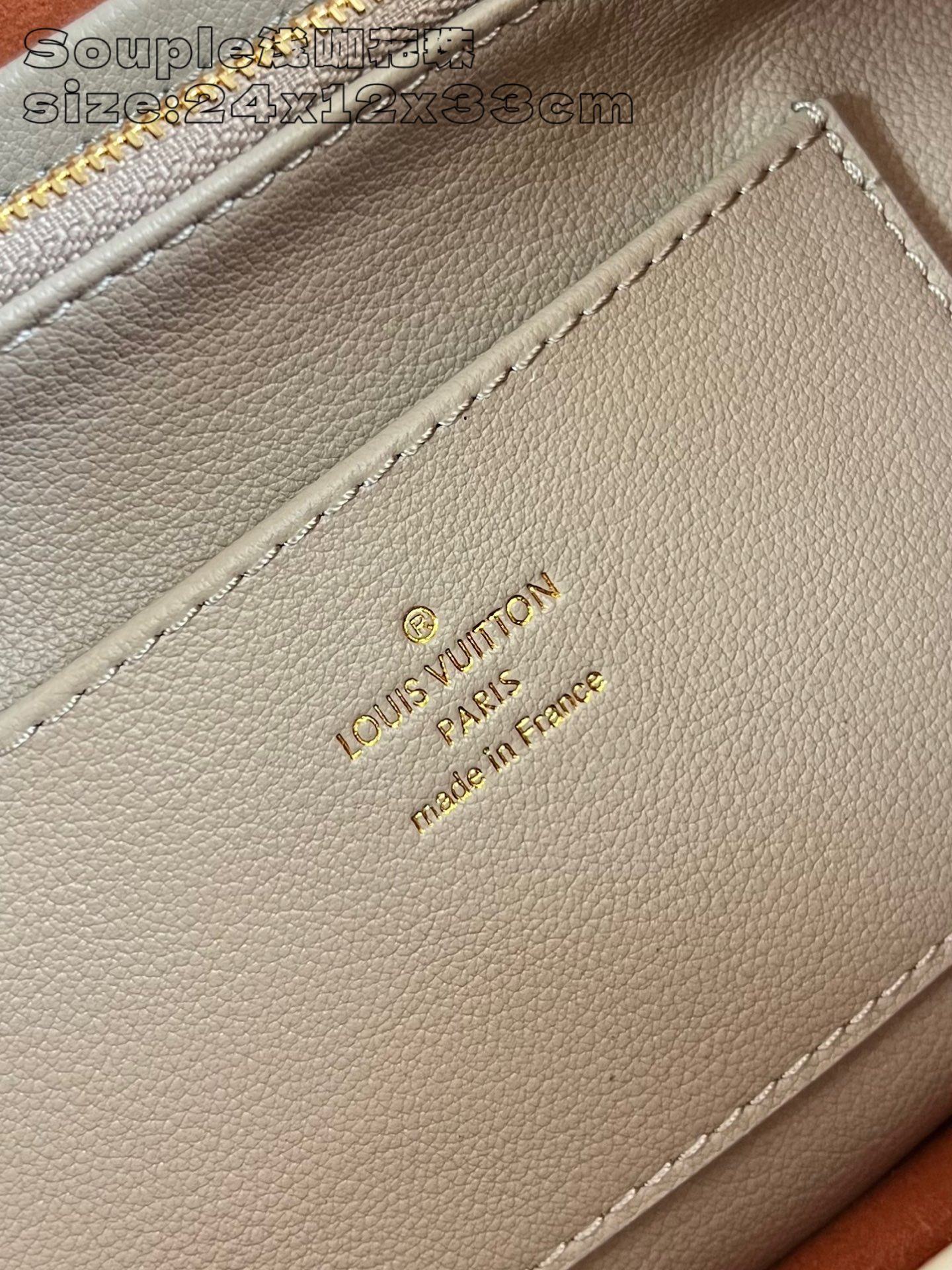 Louis Vuitton Capucines Souple Medium Bag - Soft Grained Leather, M48865 10 a1758855787332 7076