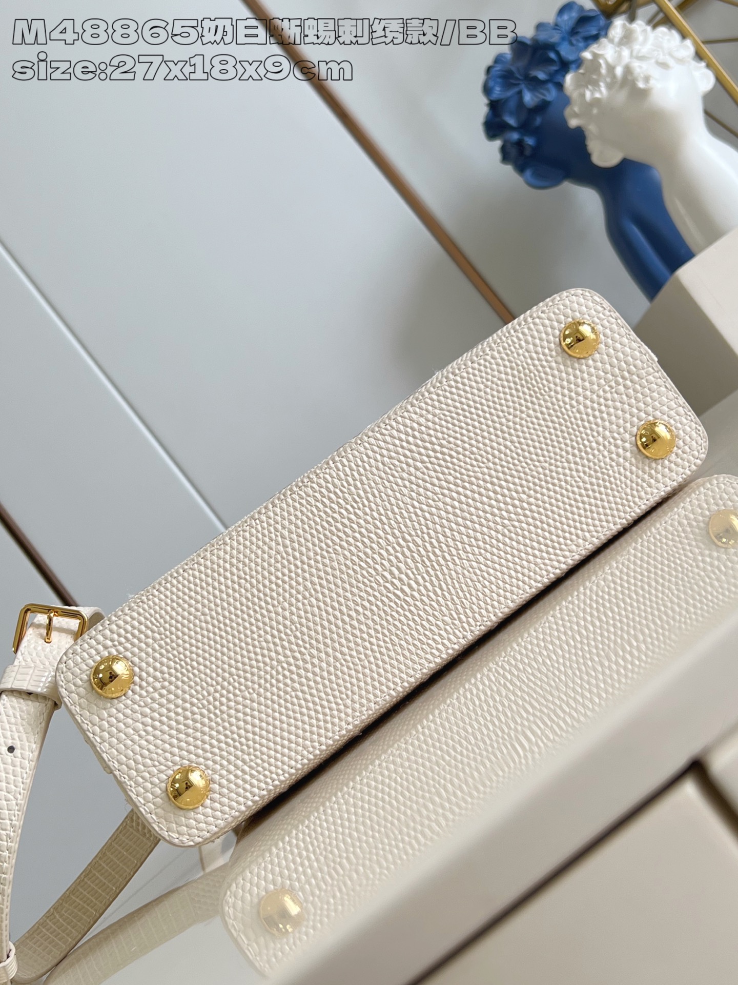 Louis Vuitton Capucines BB Taurillon Leather Top Handle Bag, Cream 6 a1758855873812 5012