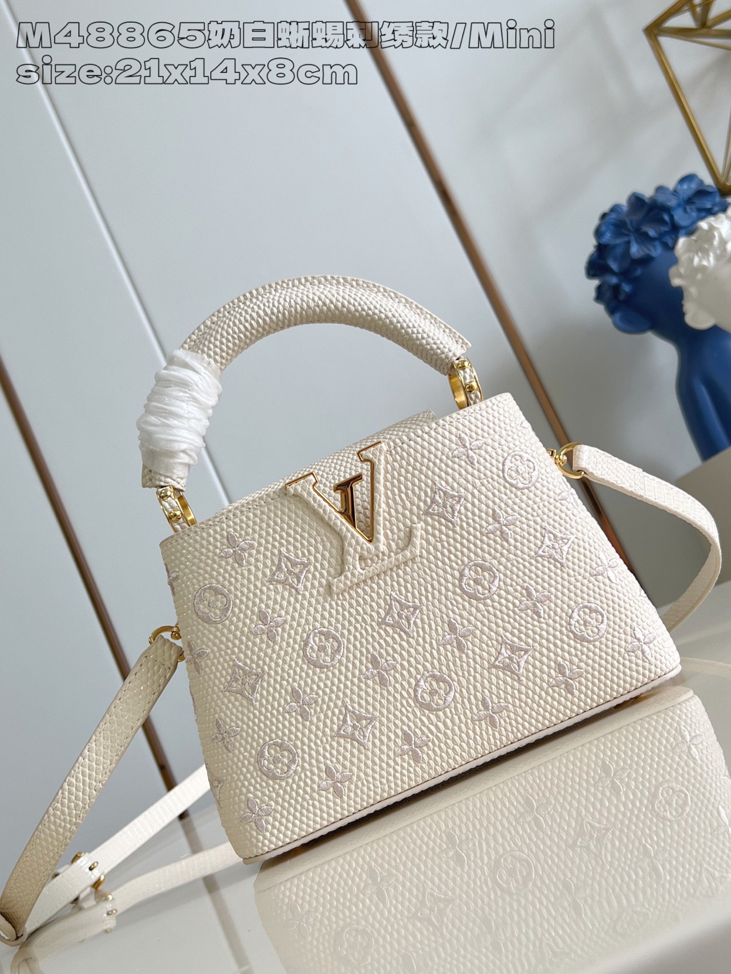 Louis Vuitton Capucines Mini Bag: Taurillon Leather & Lizard Trim, 21x14x8cm 2 a1758855918572 5211