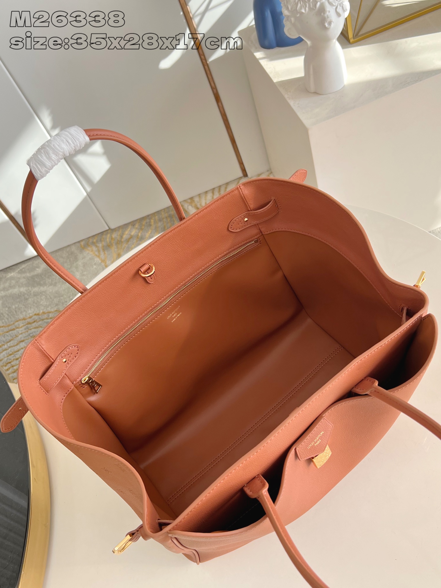 Cartier Luxury Designer Handbag Shoulder Crossbody Bag crafted in 6