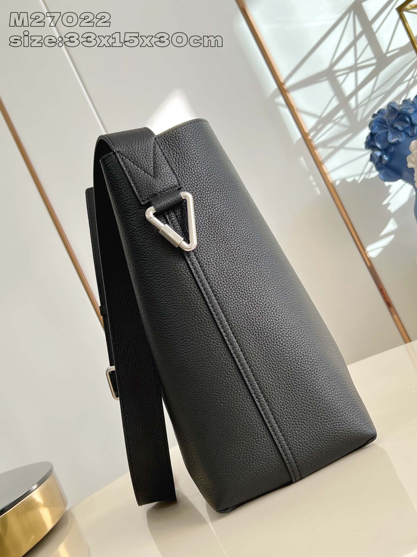 Louis Vuitton Haute Couture Classic Luxury Handbag Shoulder Crossbody 4