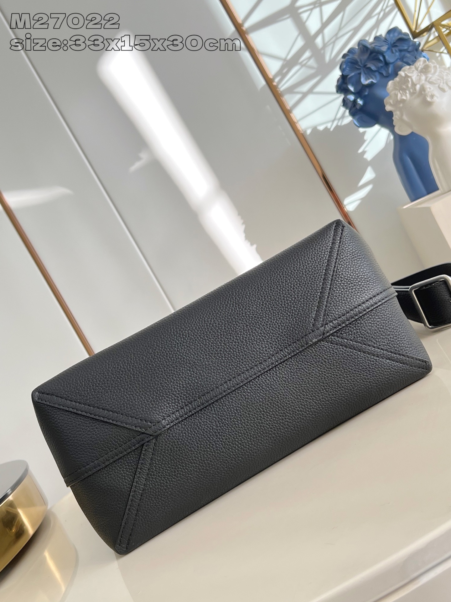 Louis Vuitton Haute Couture Classic Luxury Handbag Shoulder Crossbody 7