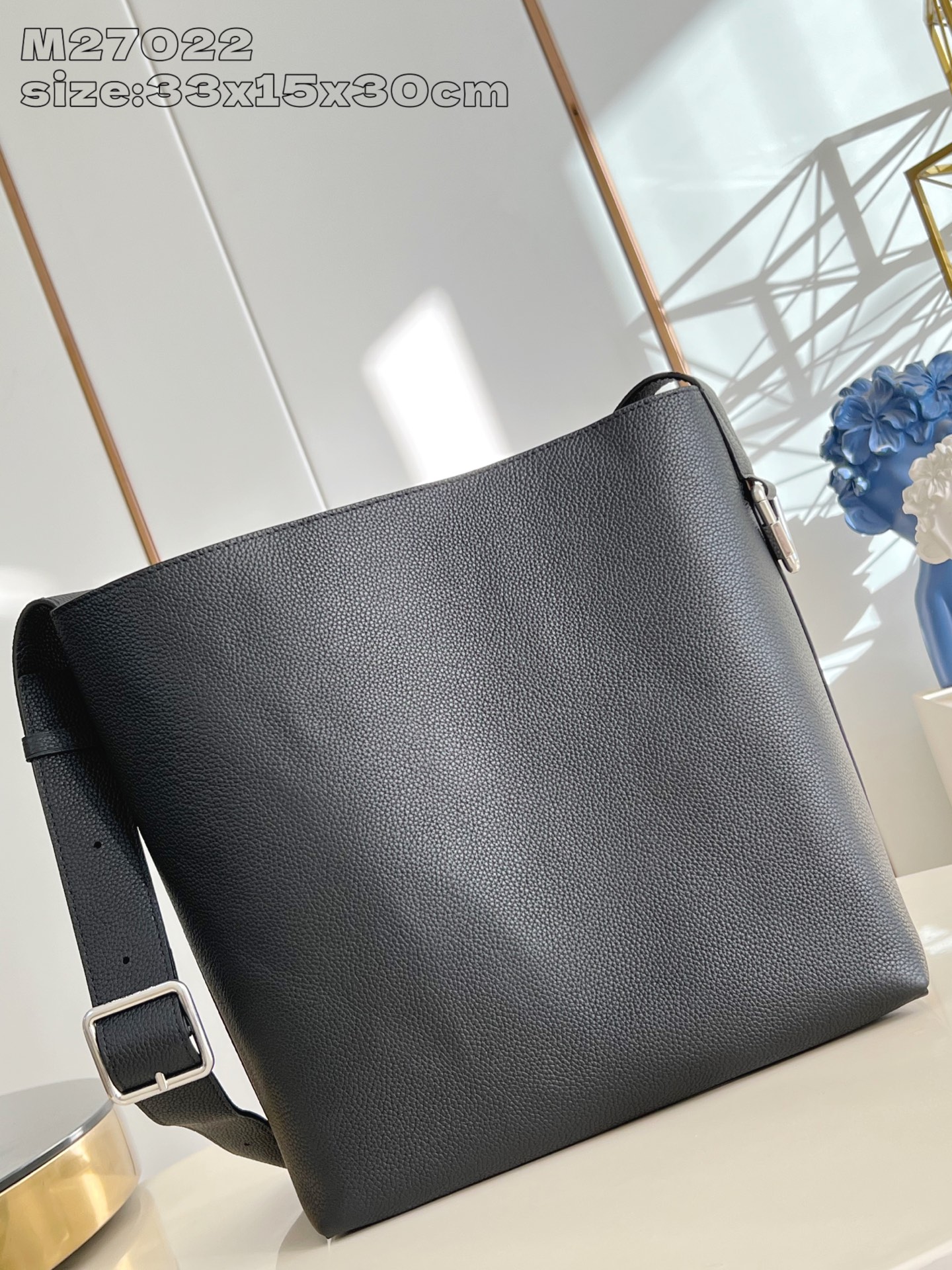Louis Vuitton Haute Couture Classic Luxury Handbag Shoulder Crossbody 6