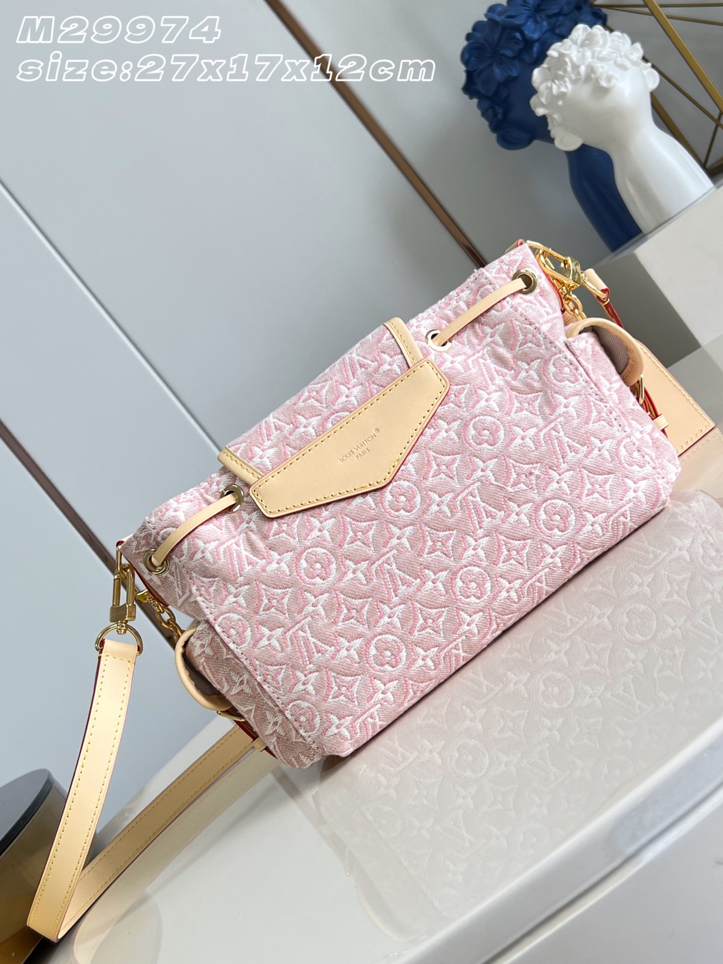 路易威登 Louis Vuitton 奢华美妆口红唇膏护肤彩妆 #DFDCBEE9 6