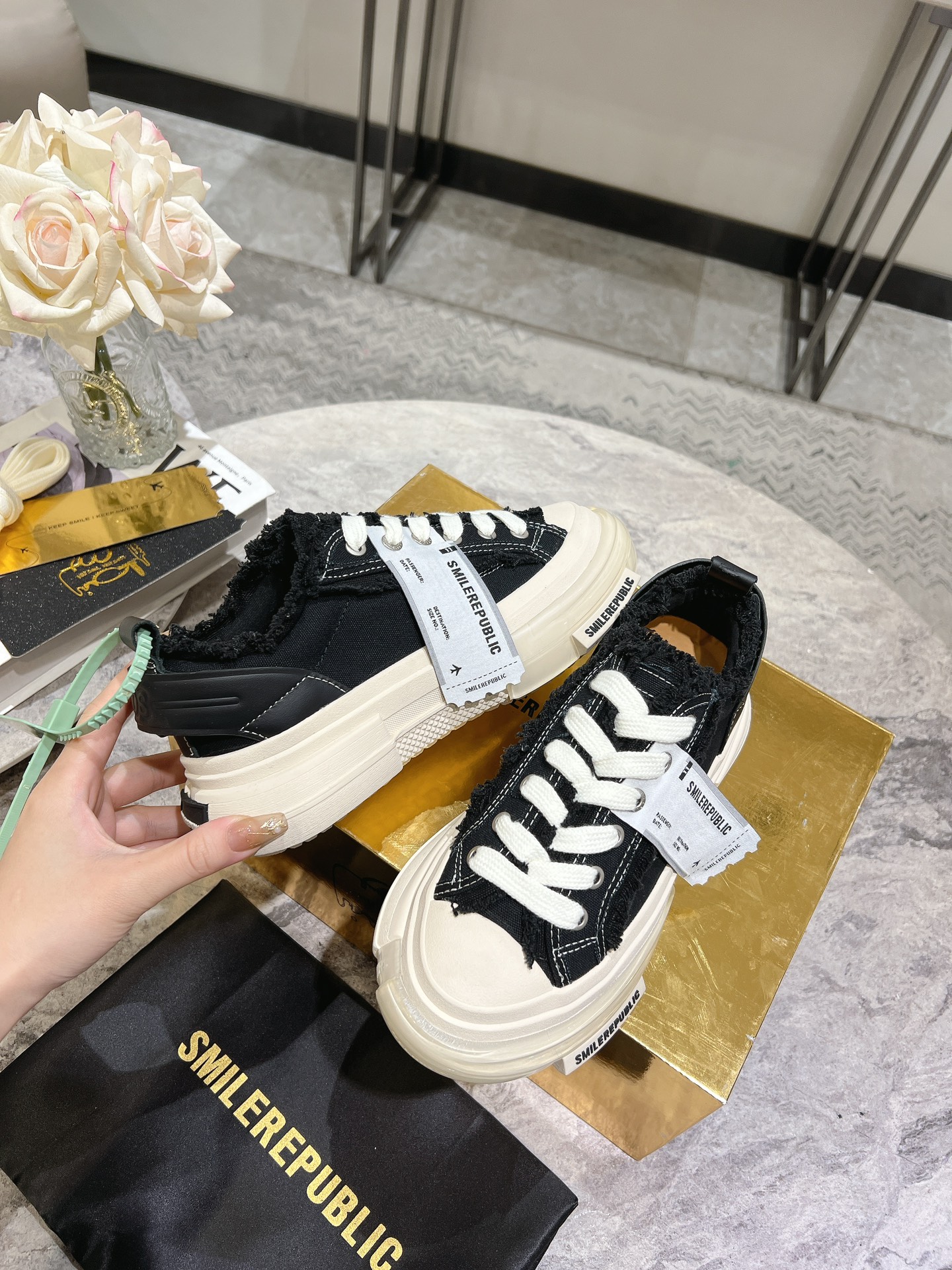 SMILEREPUBLIC Seon Jian Canvas Shoes: Retro Style, Comfortable, High Quality Materials - 图片 6