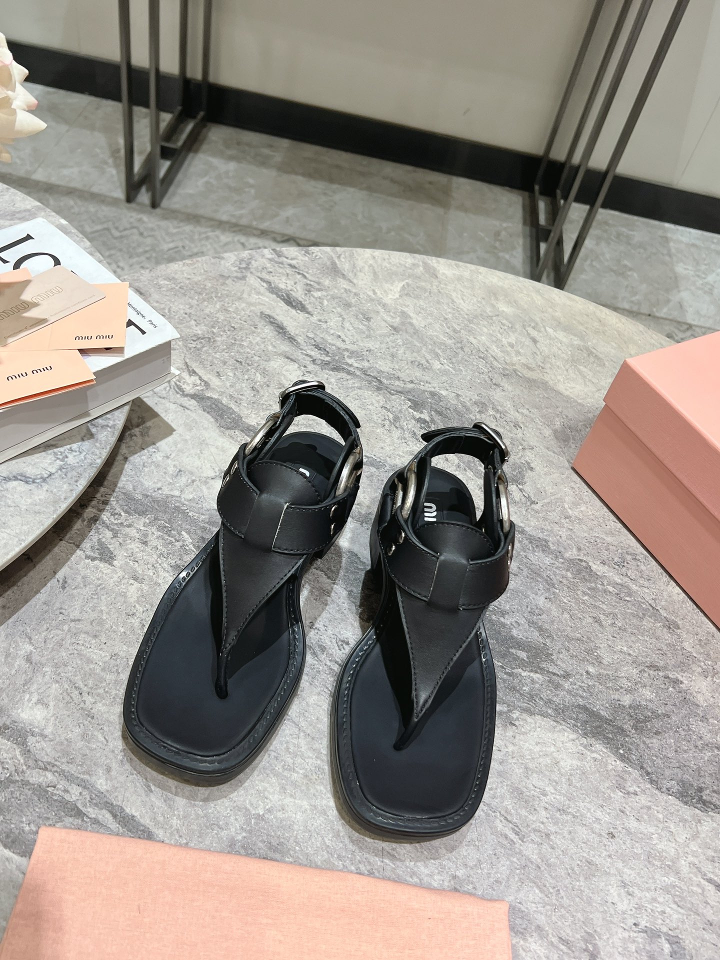 MiuMiu Zapatos Sandalias Cuero de vaca Dermis Colección primavera – verano