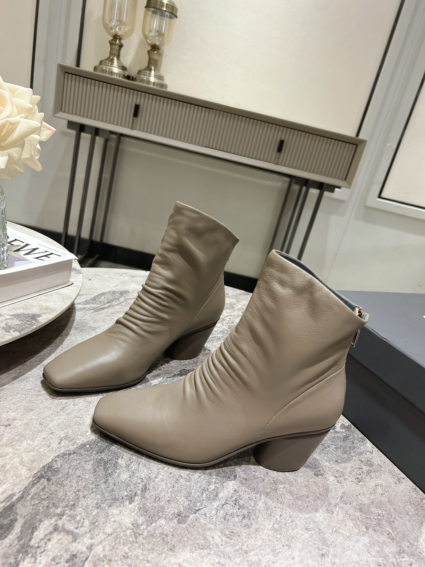 Officine Creative Winter Hand-Made Short Boots: Cool Girl Style with Fluffy Suit - 图片 4