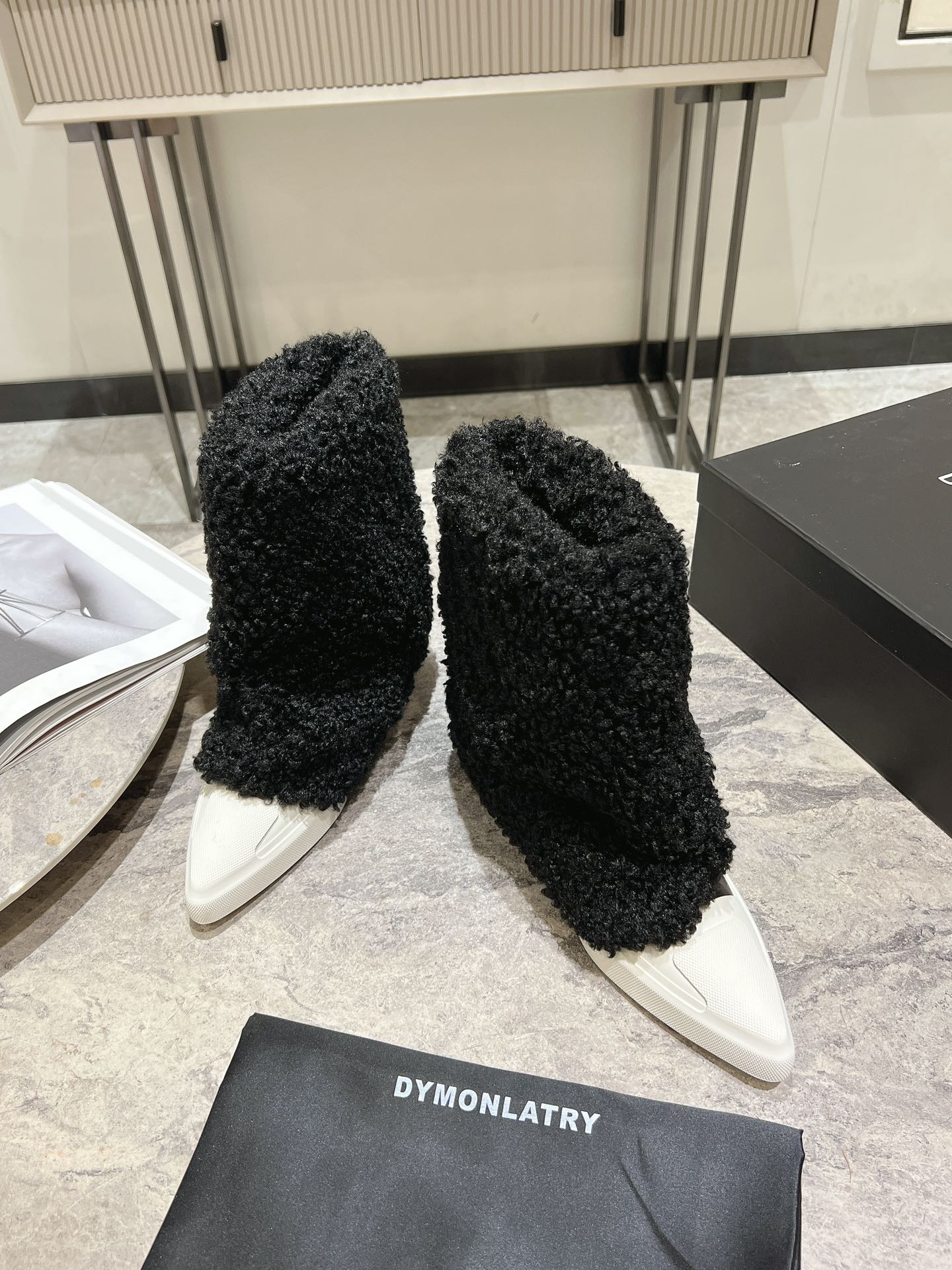 “Black Street Style Shoes with 3cm Height Increase, Sports Comfort, and Casual White-Faced Design – Size 35-39” - 图片 2
