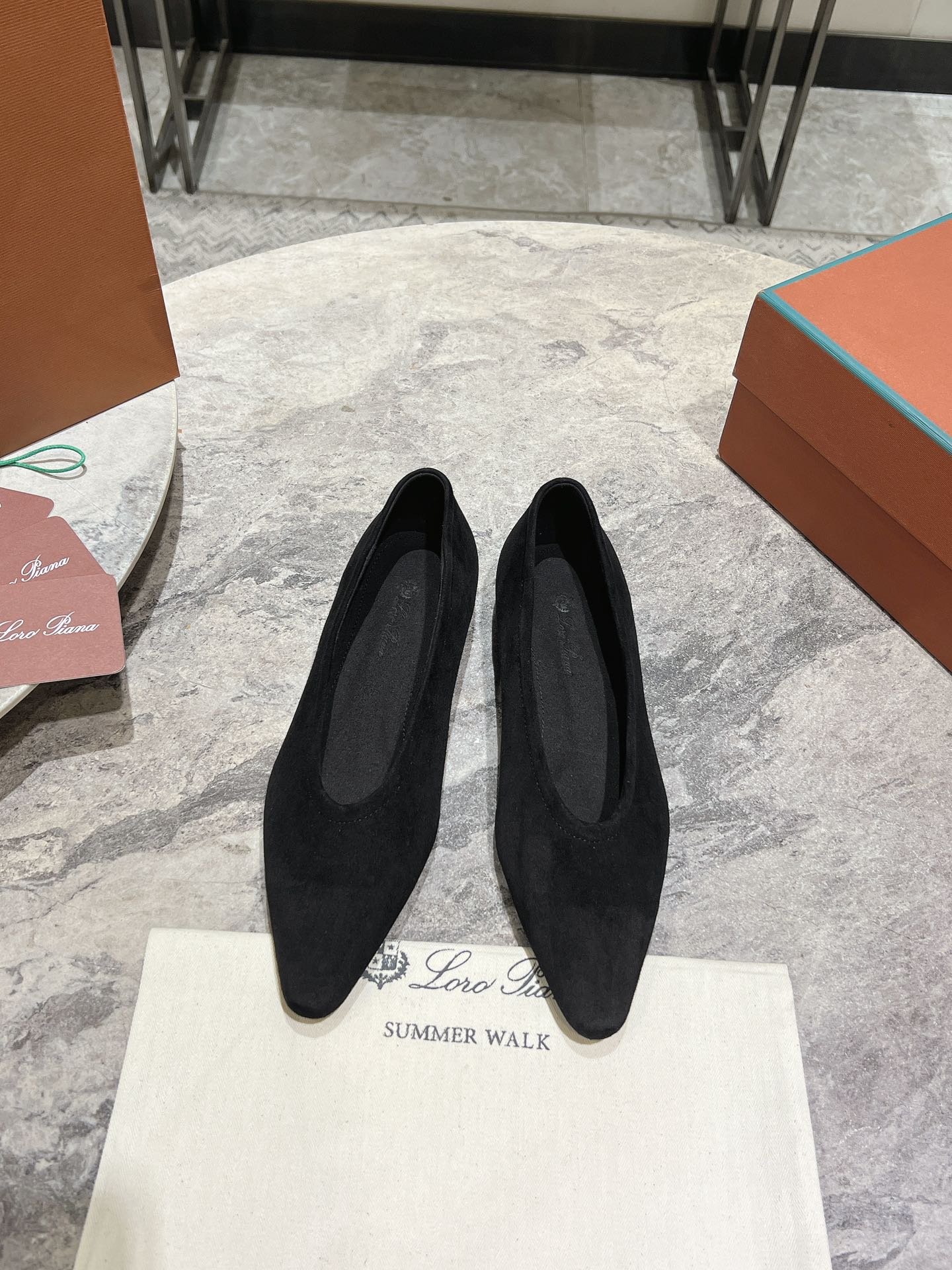 --loro piana lp puntera puntiaguda plana zapatos individuales Loro Piana  24 primavera y verano bruj
