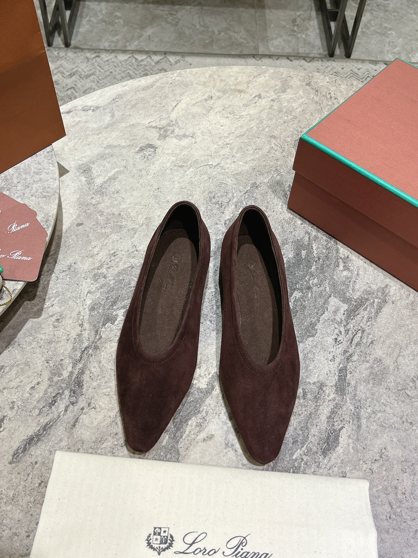 --loro piana lp puntera puntiaguda plana zapatos individuales Loro Piana  24 primavera y verano bruj