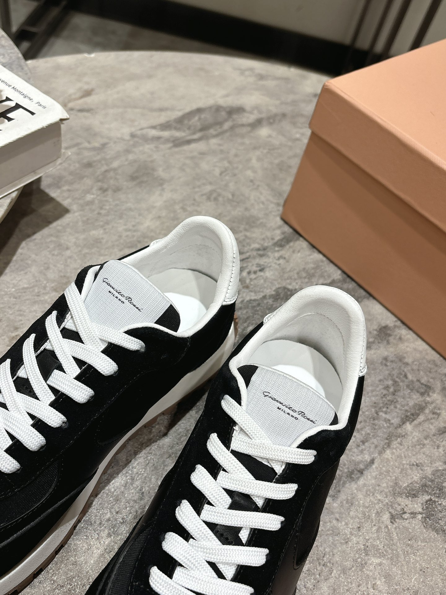 Gianvito Rossi 25ss Retro Couples Sneakers: Fashionable, Comfortable, and High Quality - 图片 8
