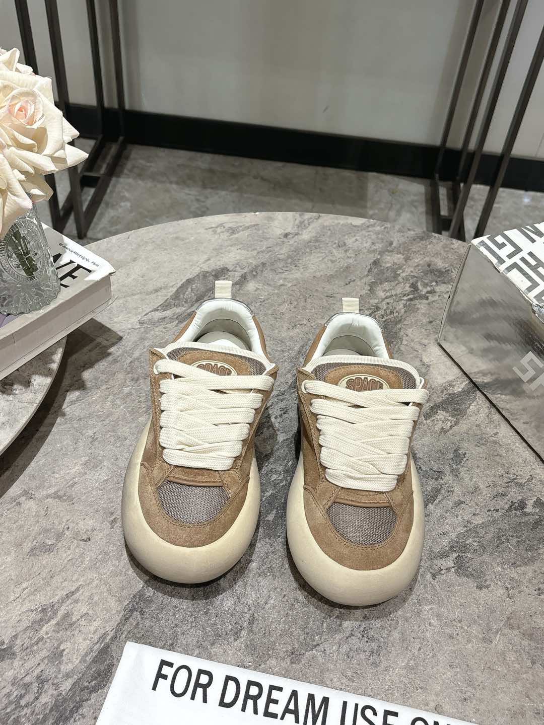 Fábrica de alta calidad, marca Goose Deluxe ggdb # 25 pasarela nuevo producto nuevo color zapatos de pan zapa…